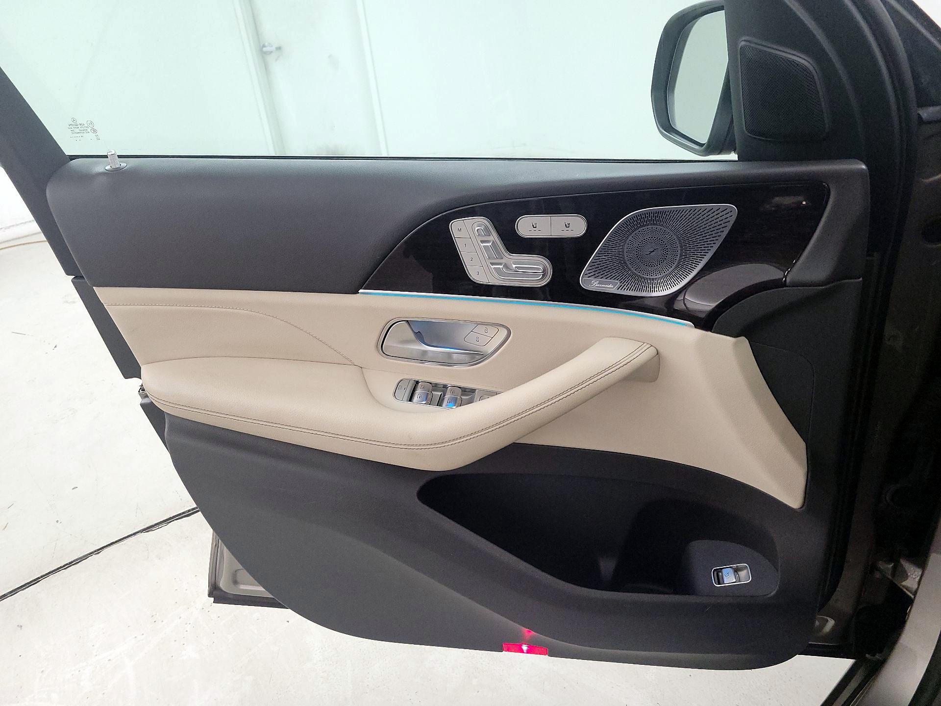 Thumbnail: 2020 Mercedes-Benz GLE - 12