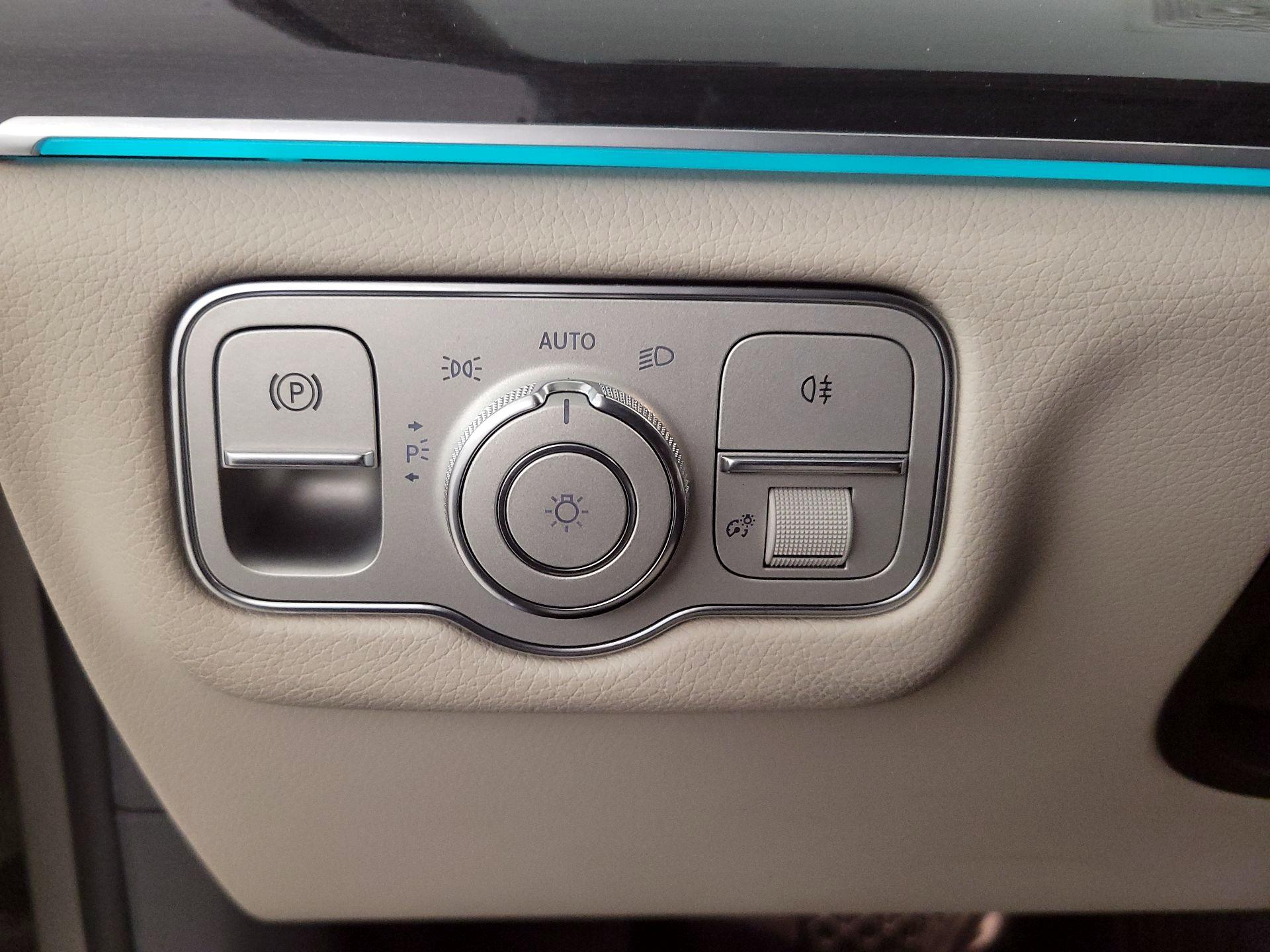 Thumbnail: 2020 Mercedes-Benz GLE - 13