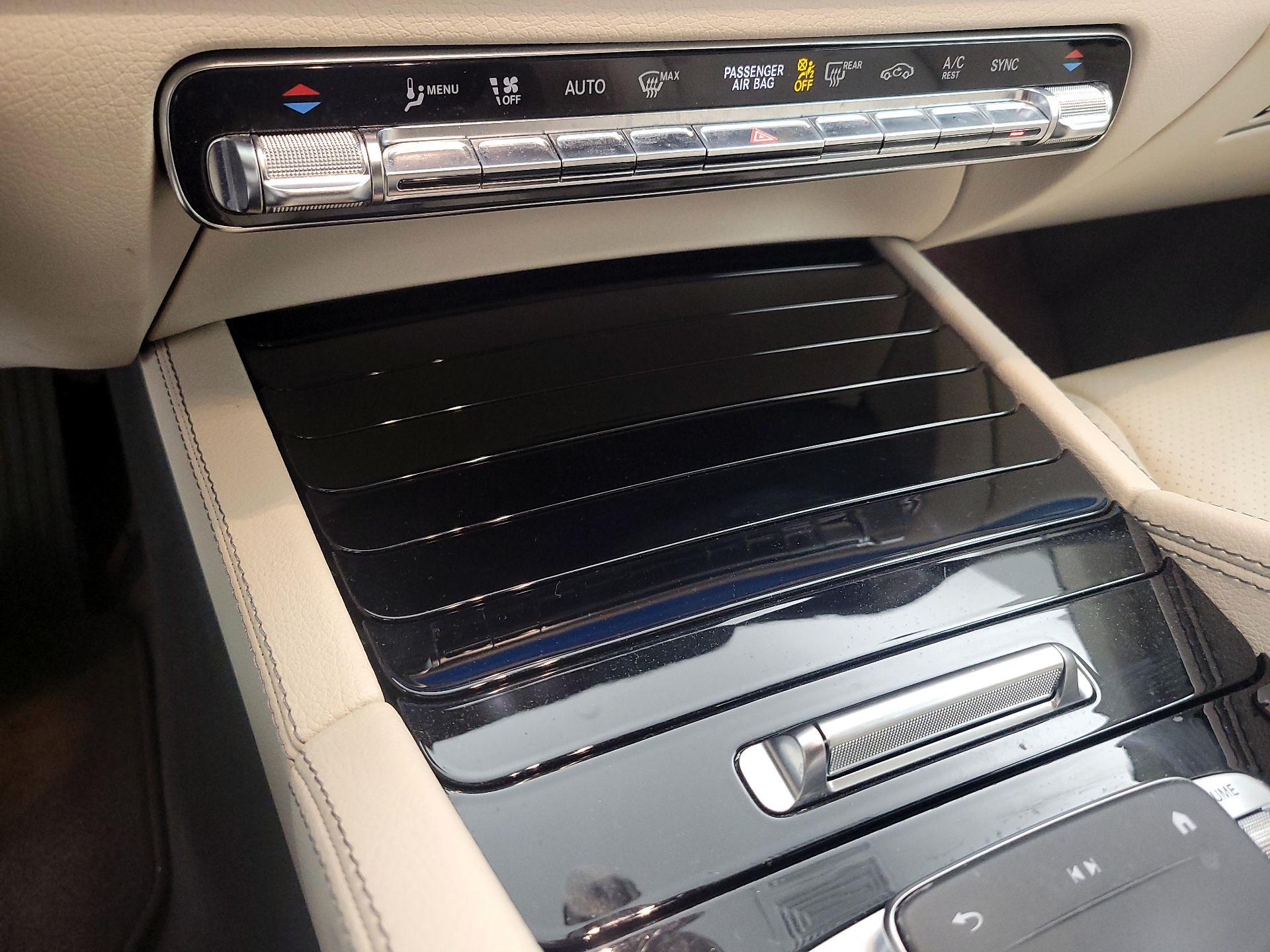 Thumbnail: 2020 Mercedes-Benz GLE - 17