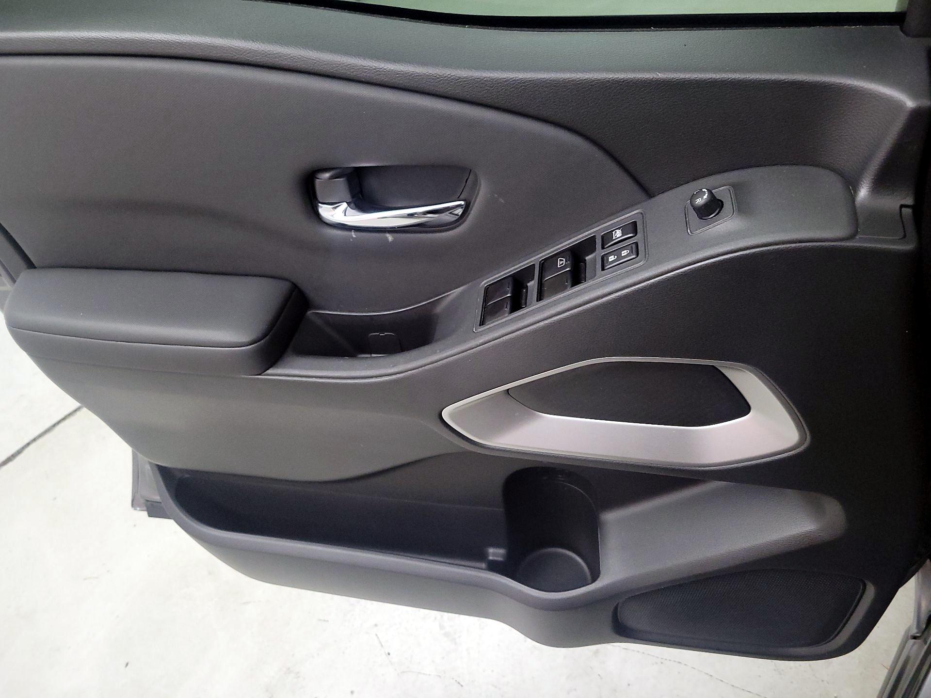 Thumbnail: 2022 Nissan Frontier - 12