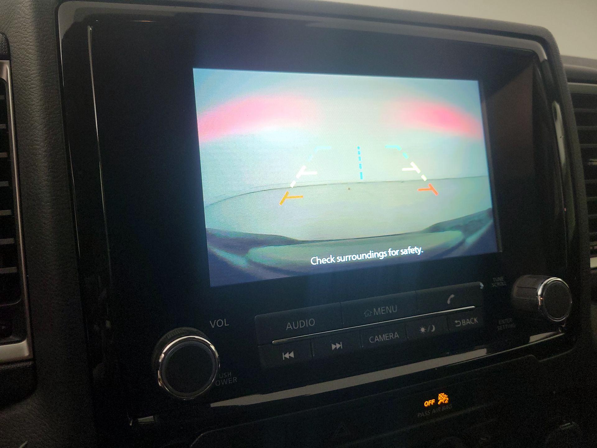 Thumbnail: 2022 Nissan Frontier - 14