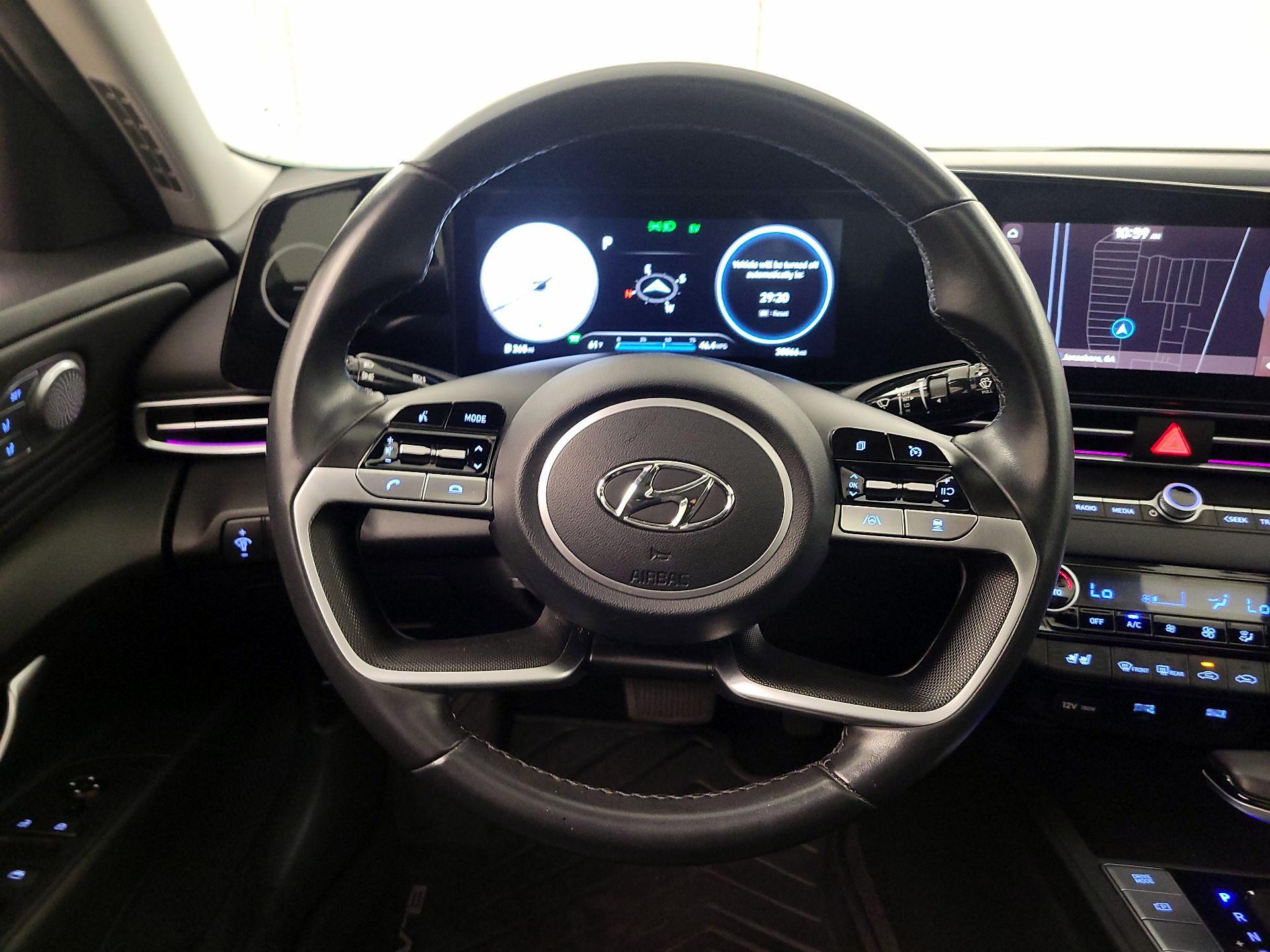 Thumbnail: 2023 Hyundai Elantra - 10