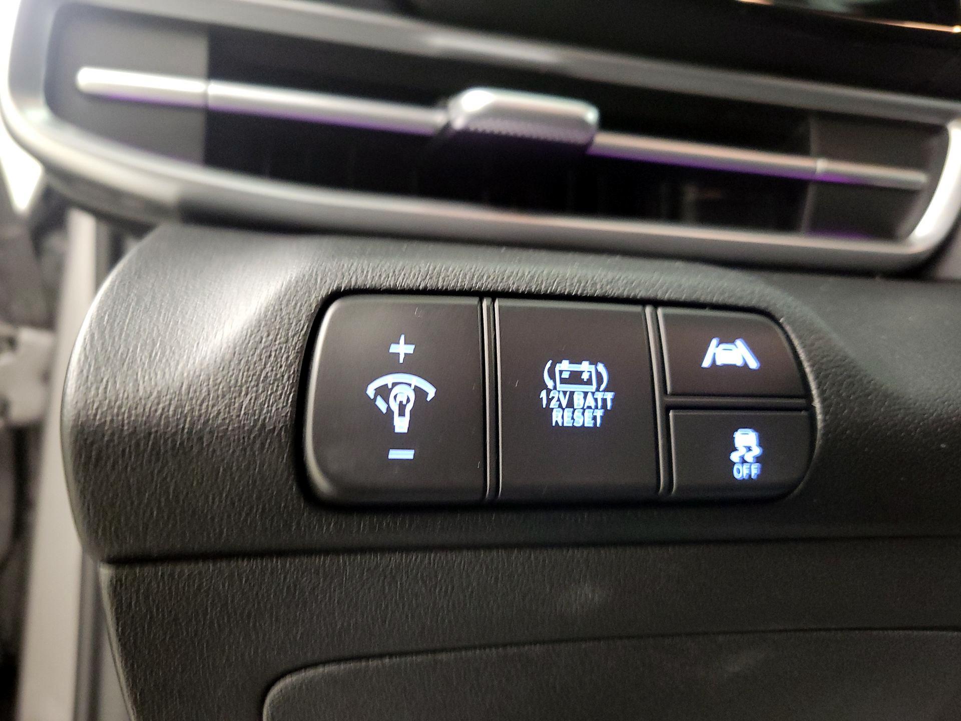 Thumbnail: 2023 Hyundai Elantra - 13