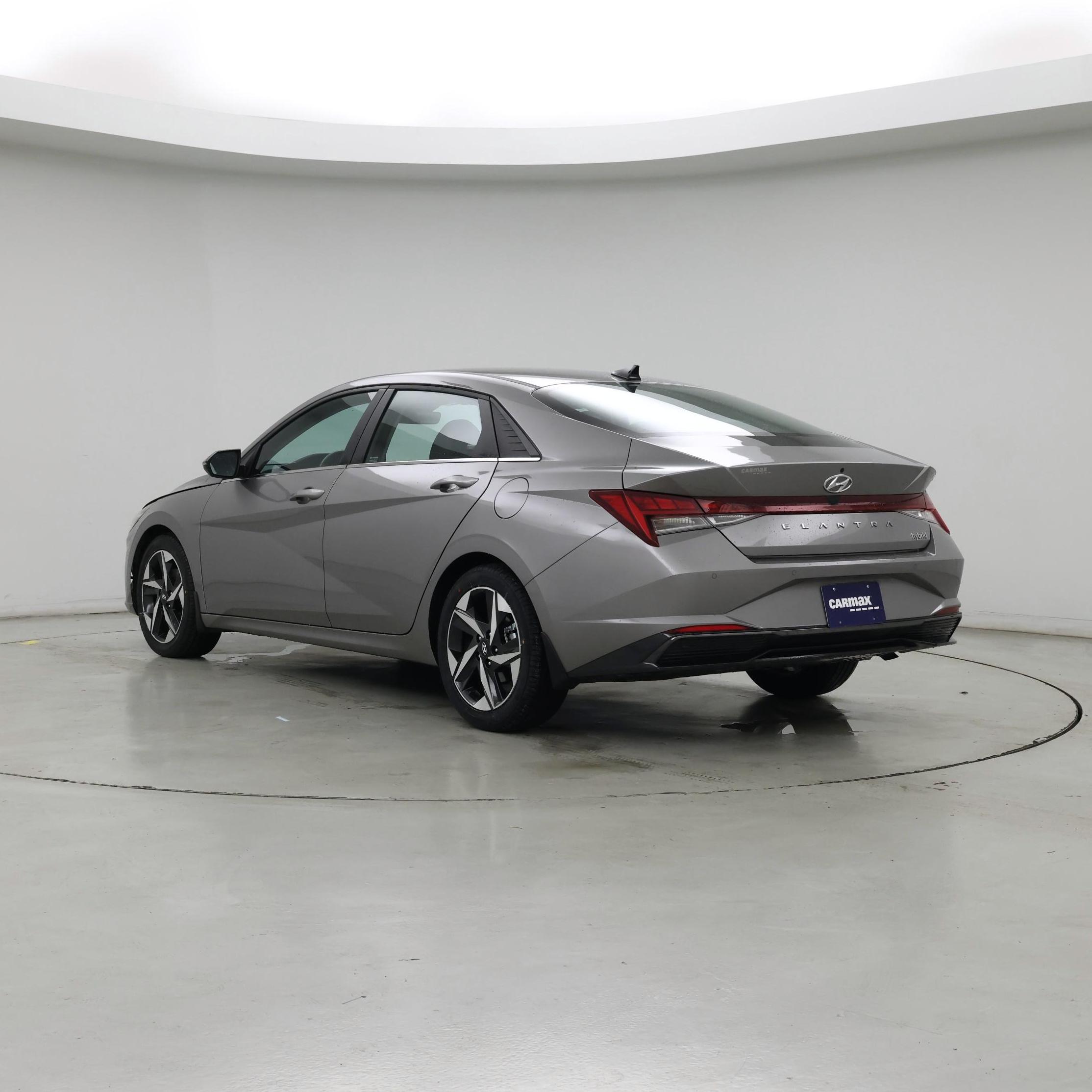 Thumbnail: 2023 Hyundai Elantra - 2