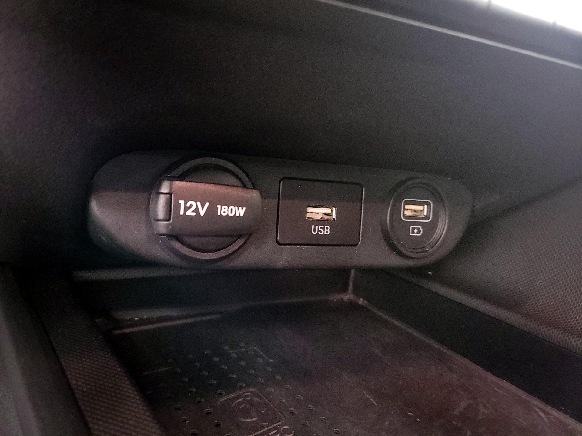 Thumbnail: 2023 Hyundai Elantra - 19