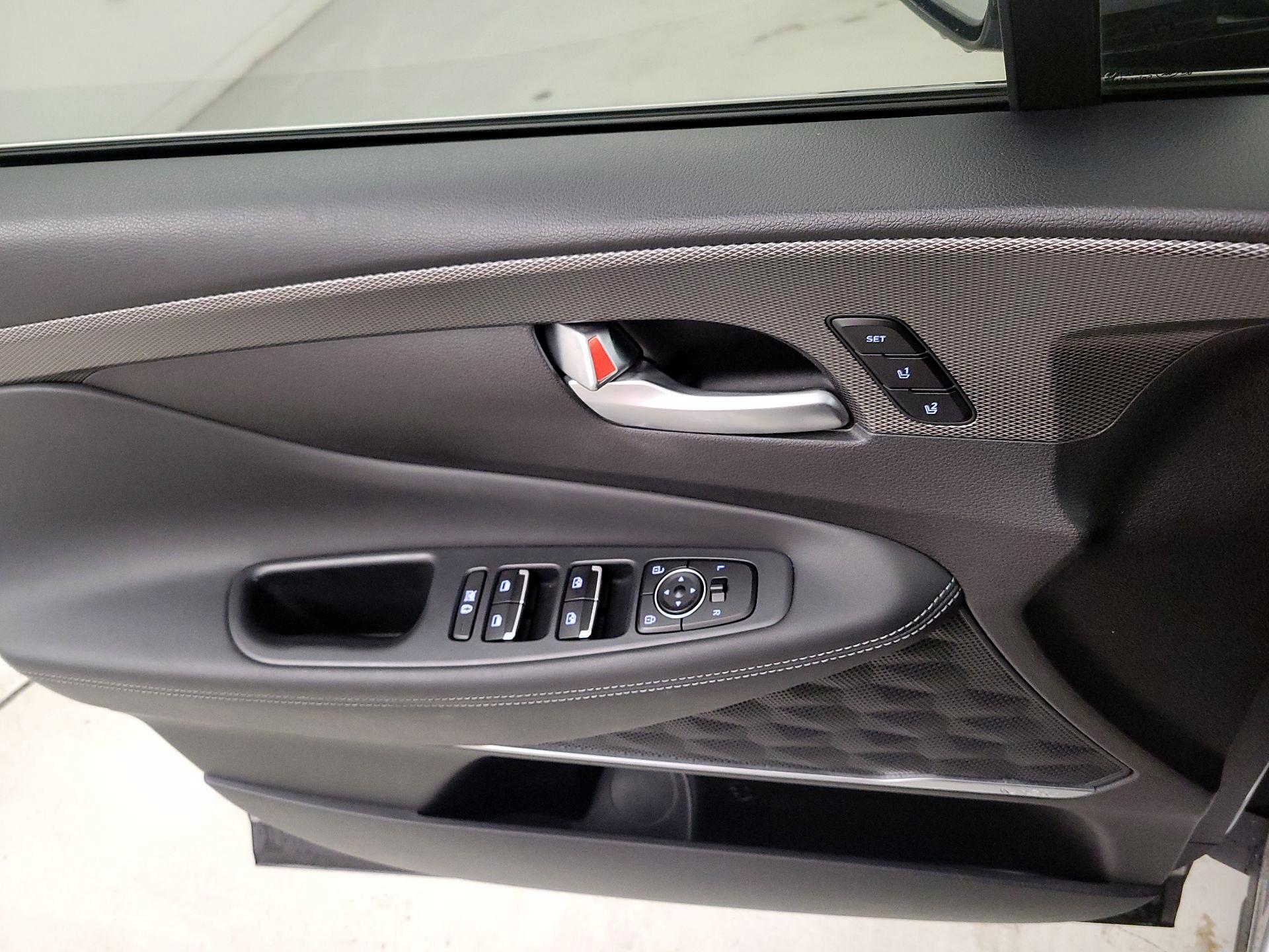 Thumbnail: 2020 Hyundai Santa Fe - 12