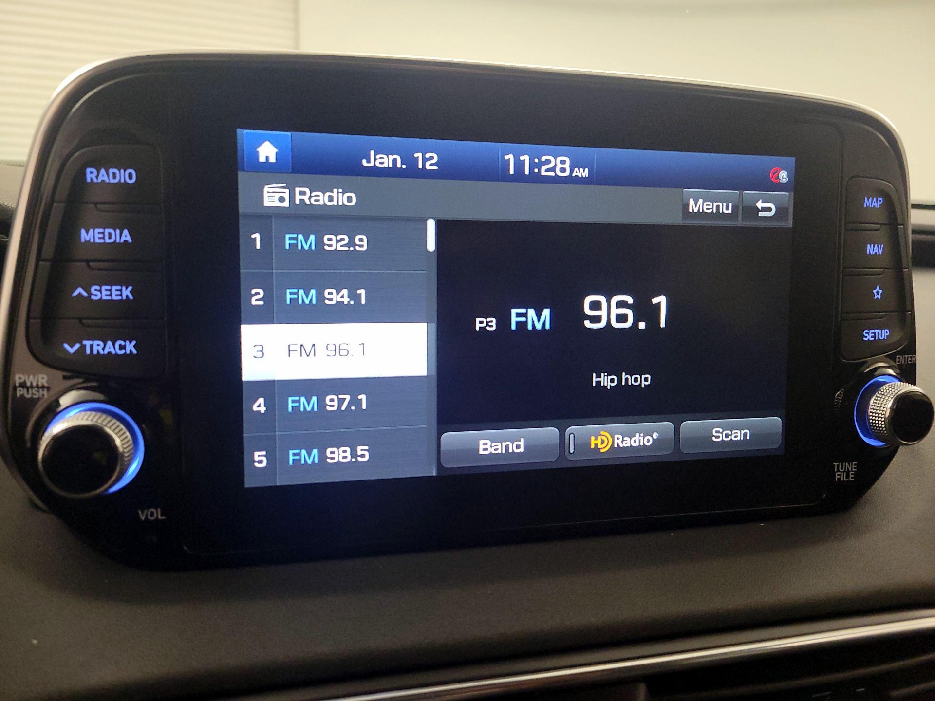 Thumbnail: 2020 Hyundai Santa Fe - 16