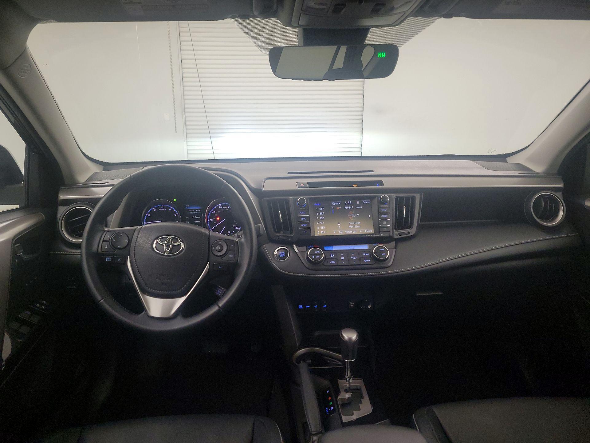 Thumbnail: 2016 Toyota RAV4 - 9