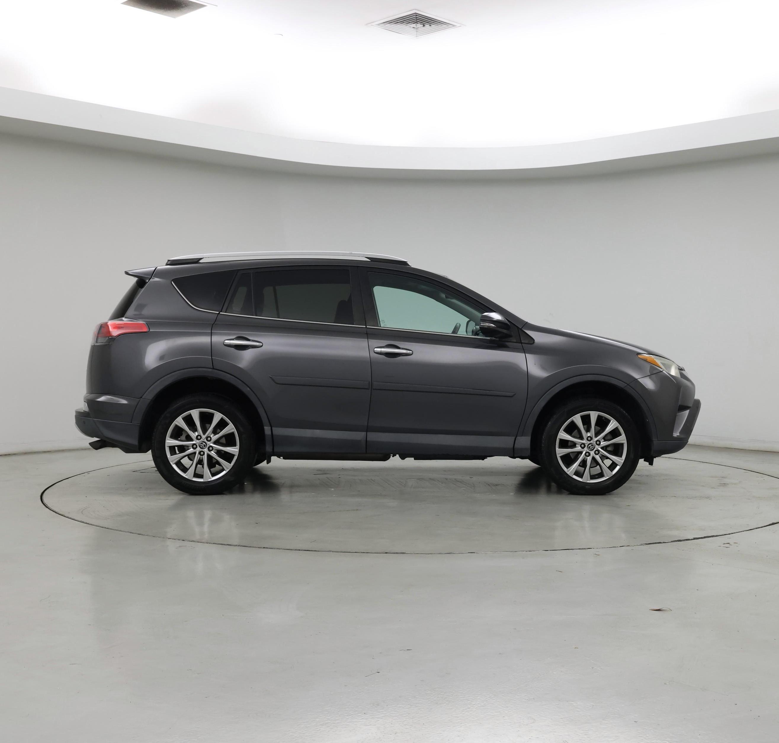 Thumbnail: 2016 Toyota RAV4 - 7