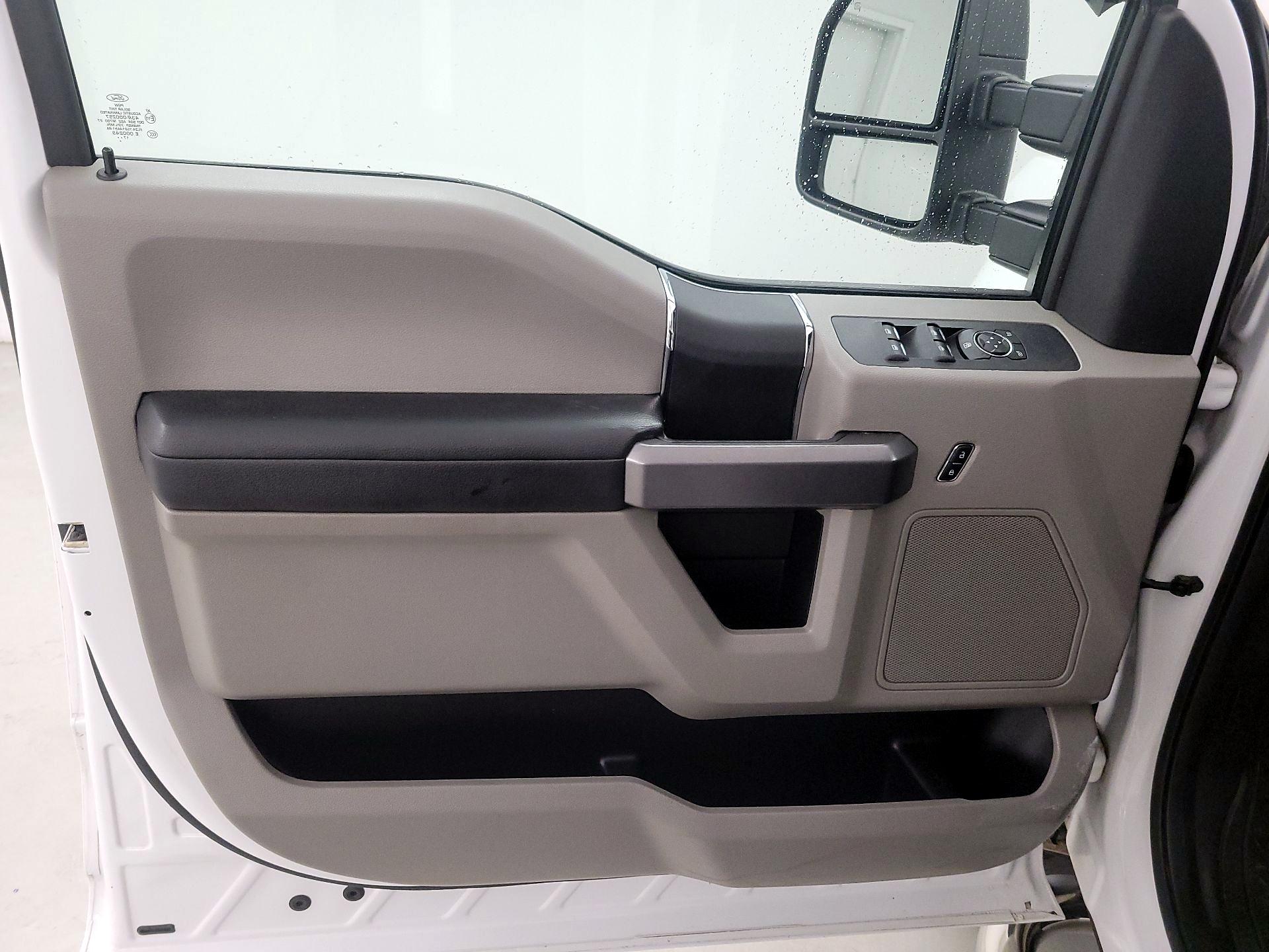 Thumbnail: 2018 Ford F-250 - 12