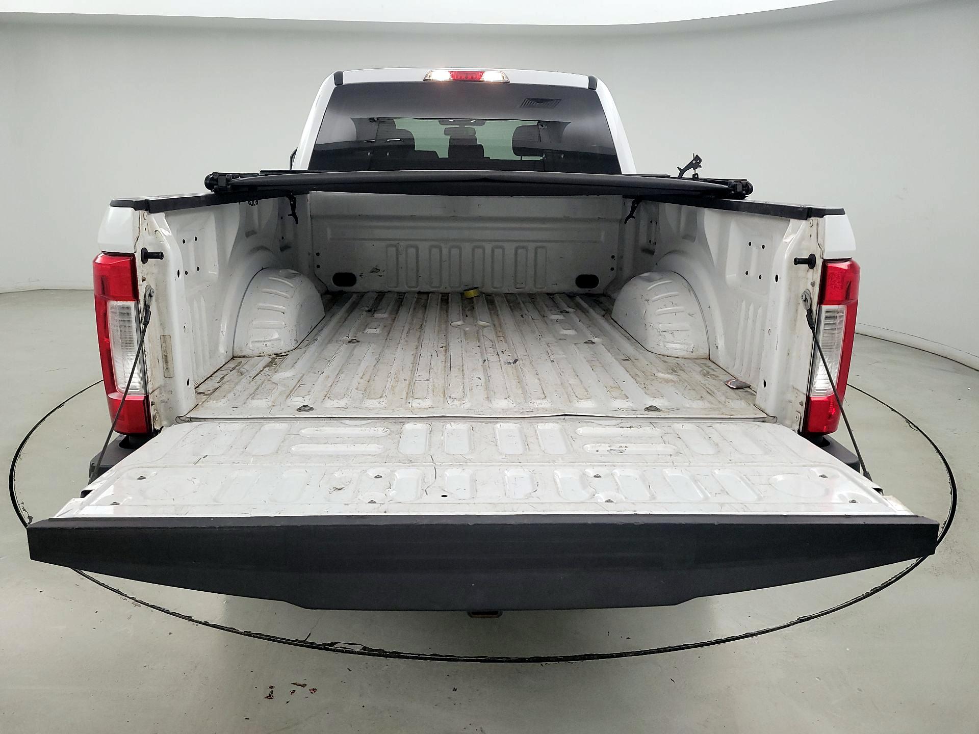 Thumbnail: 2018 Ford F-250 - 20