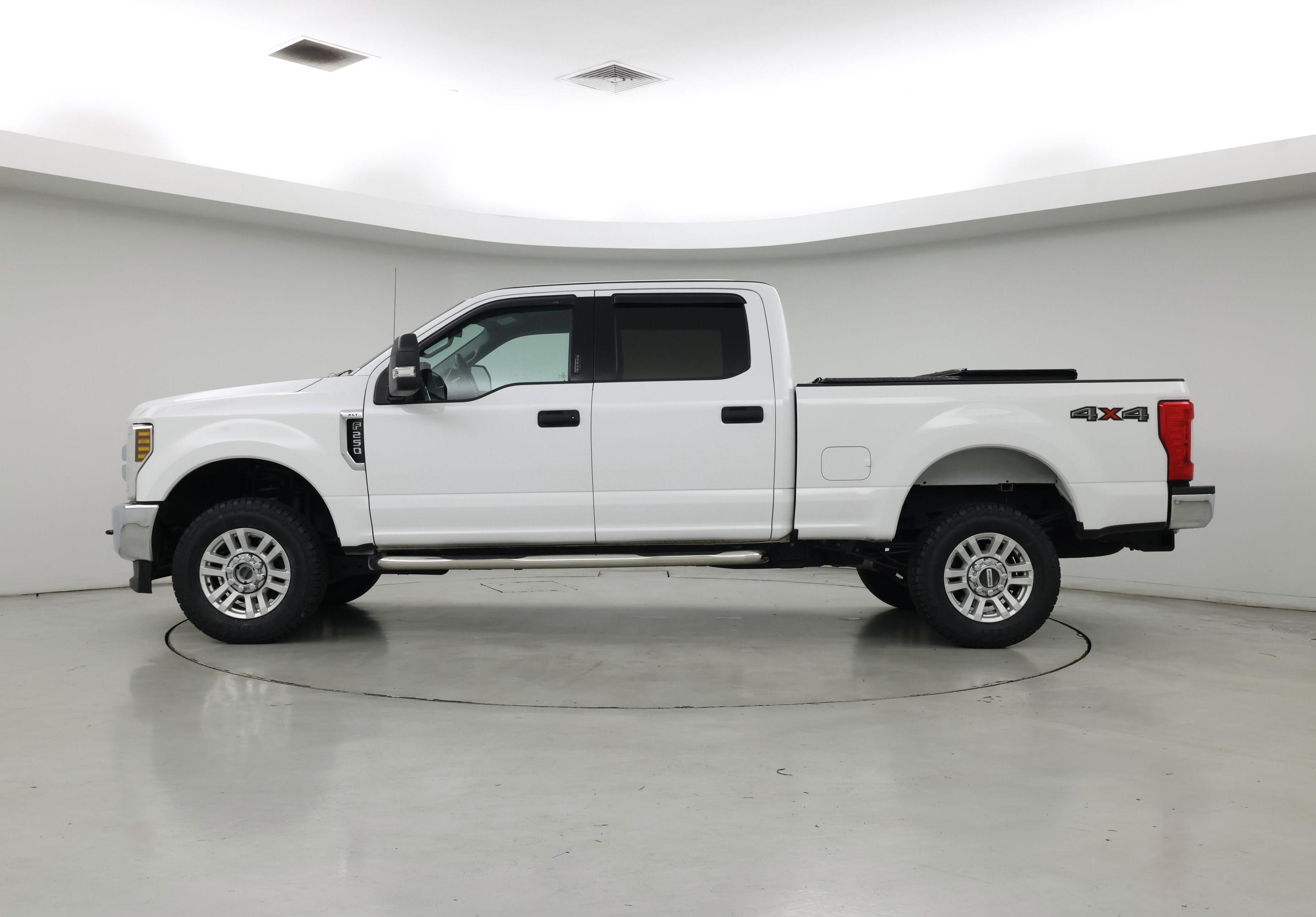 Thumbnail: 2018 Ford F-250 - 3