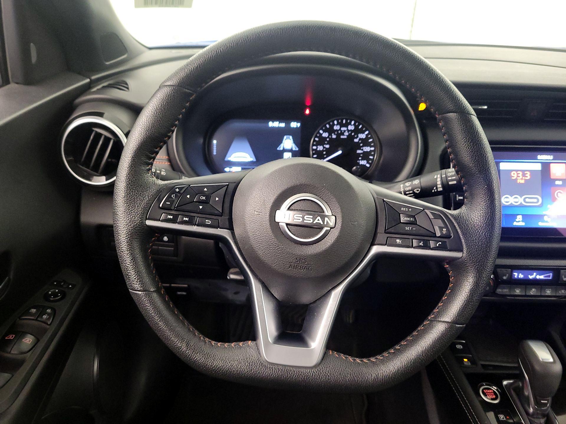 Thumbnail: 2023 Nissan Kicks - 10