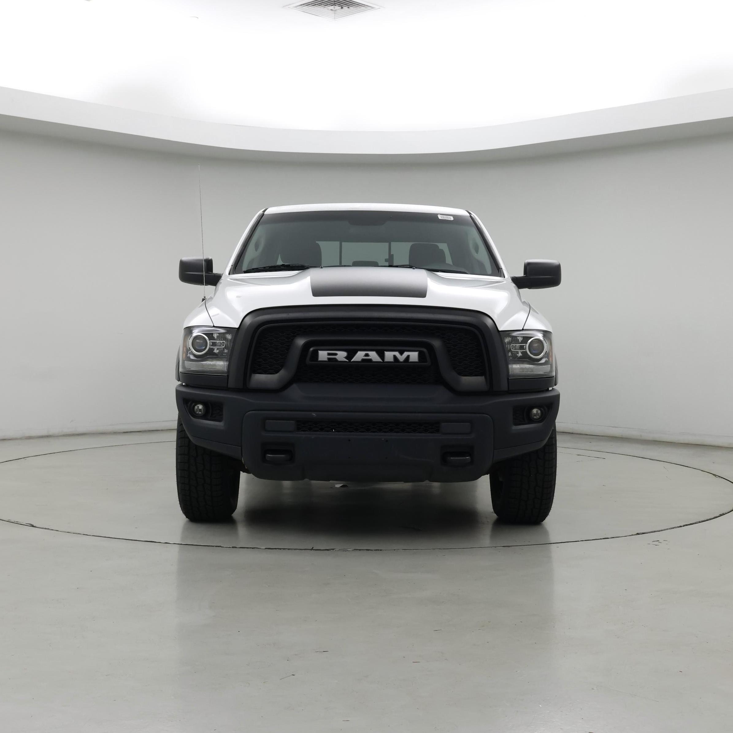 Thumbnail: 2019 RAM 1500 Classic - 5