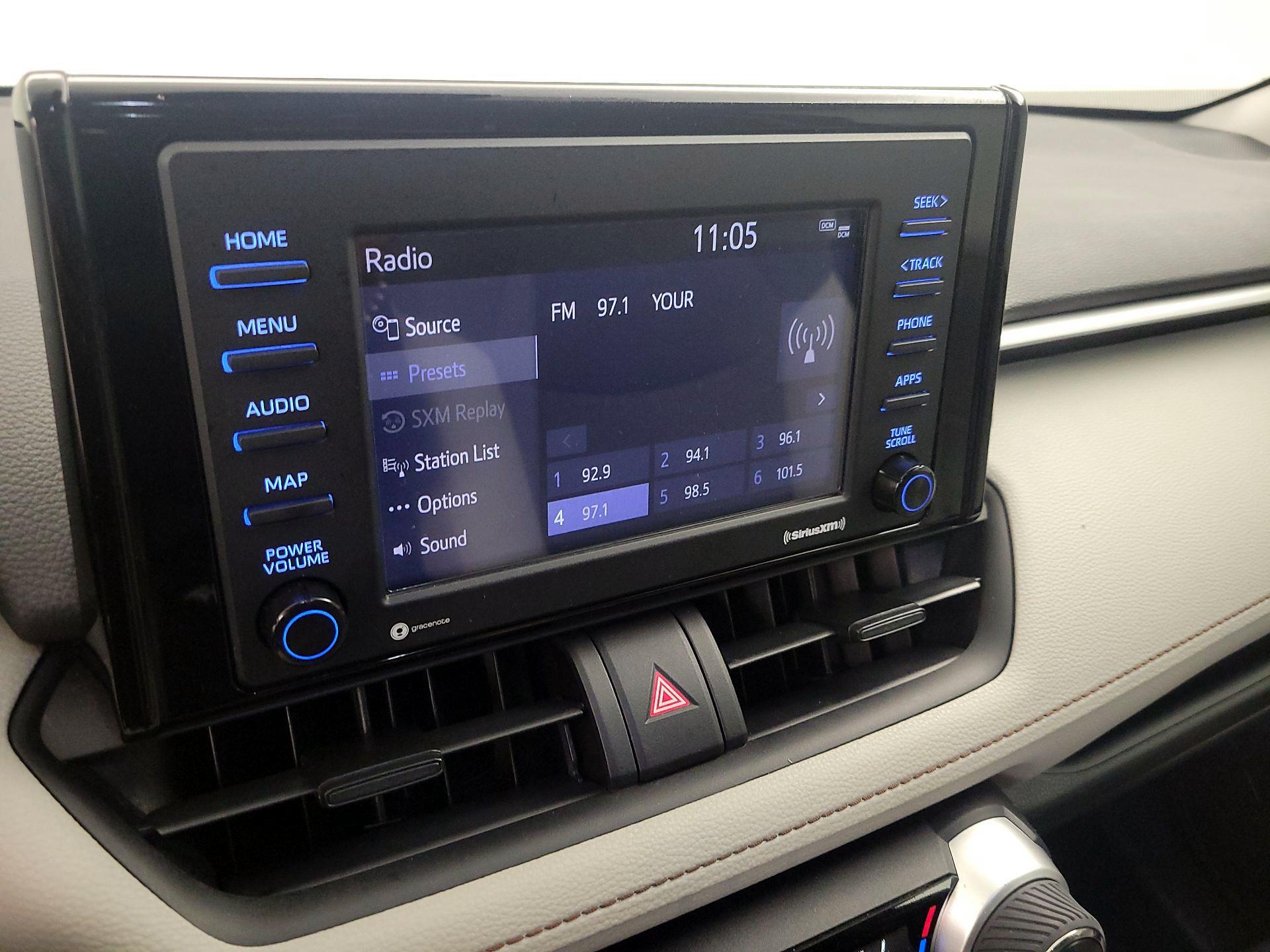 Thumbnail: 2021 Toyota RAV4 - 15