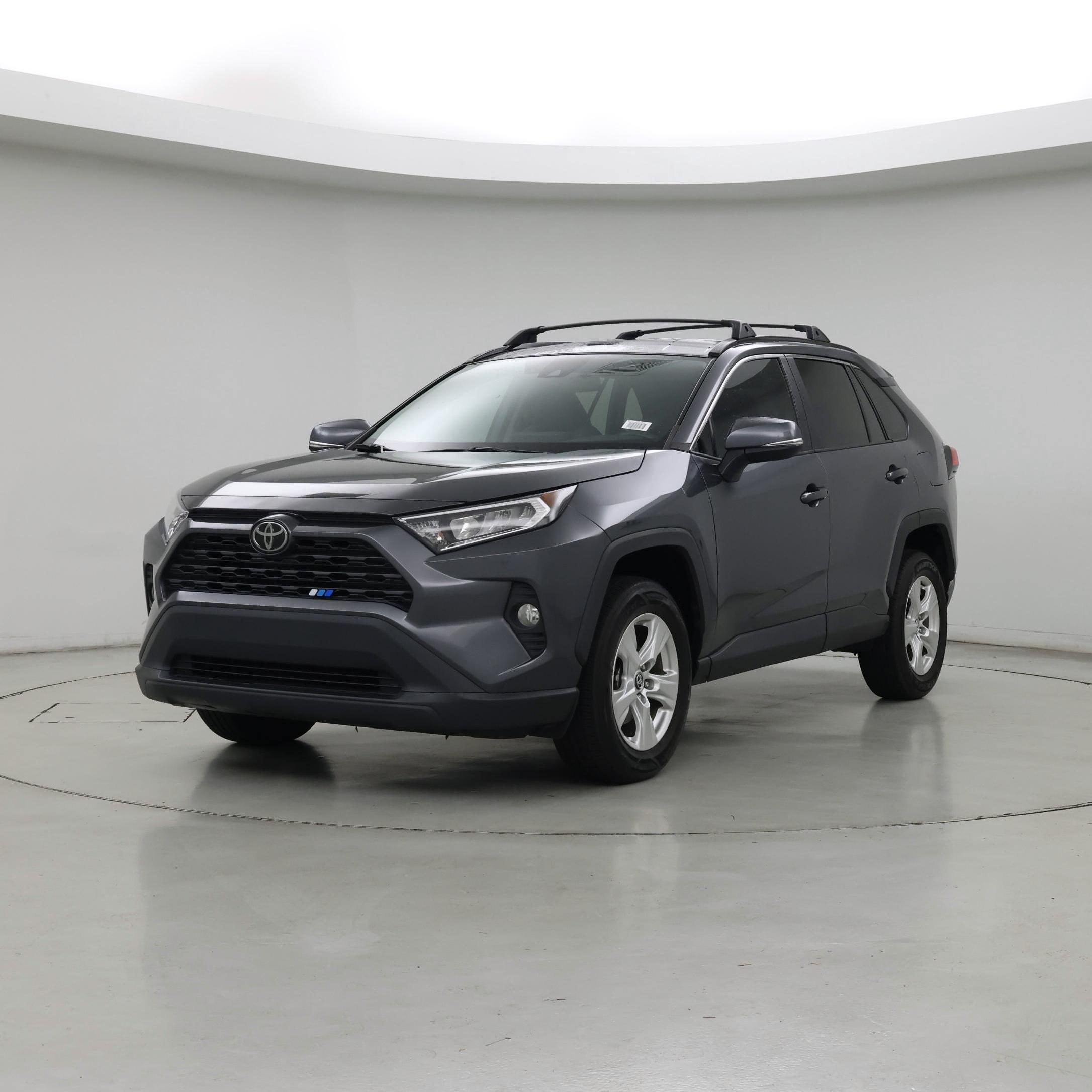 Thumbnail: 2021 Toyota RAV4 - 4