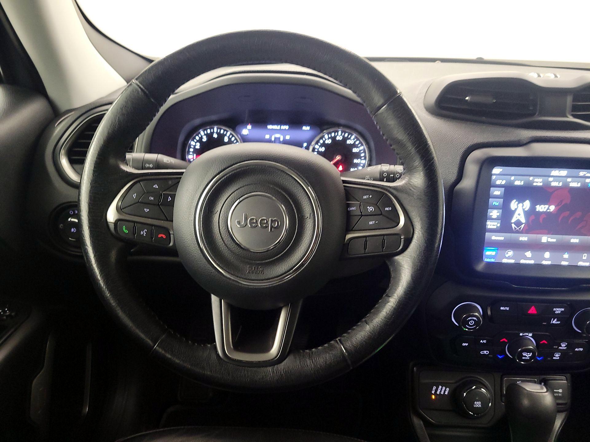 Thumbnail: 2021 Jeep Renegade - 10