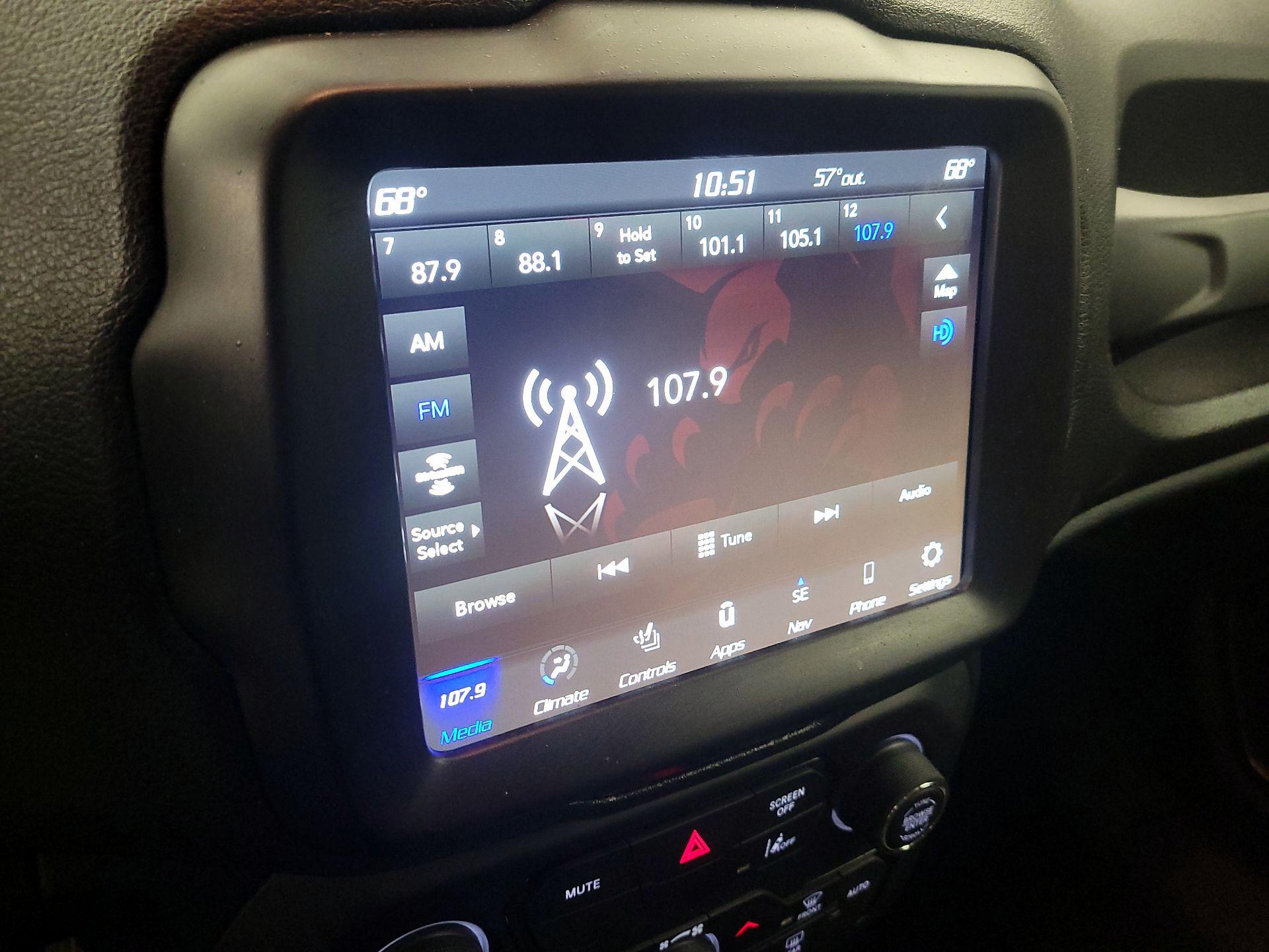 Thumbnail: 2021 Jeep Renegade - 16