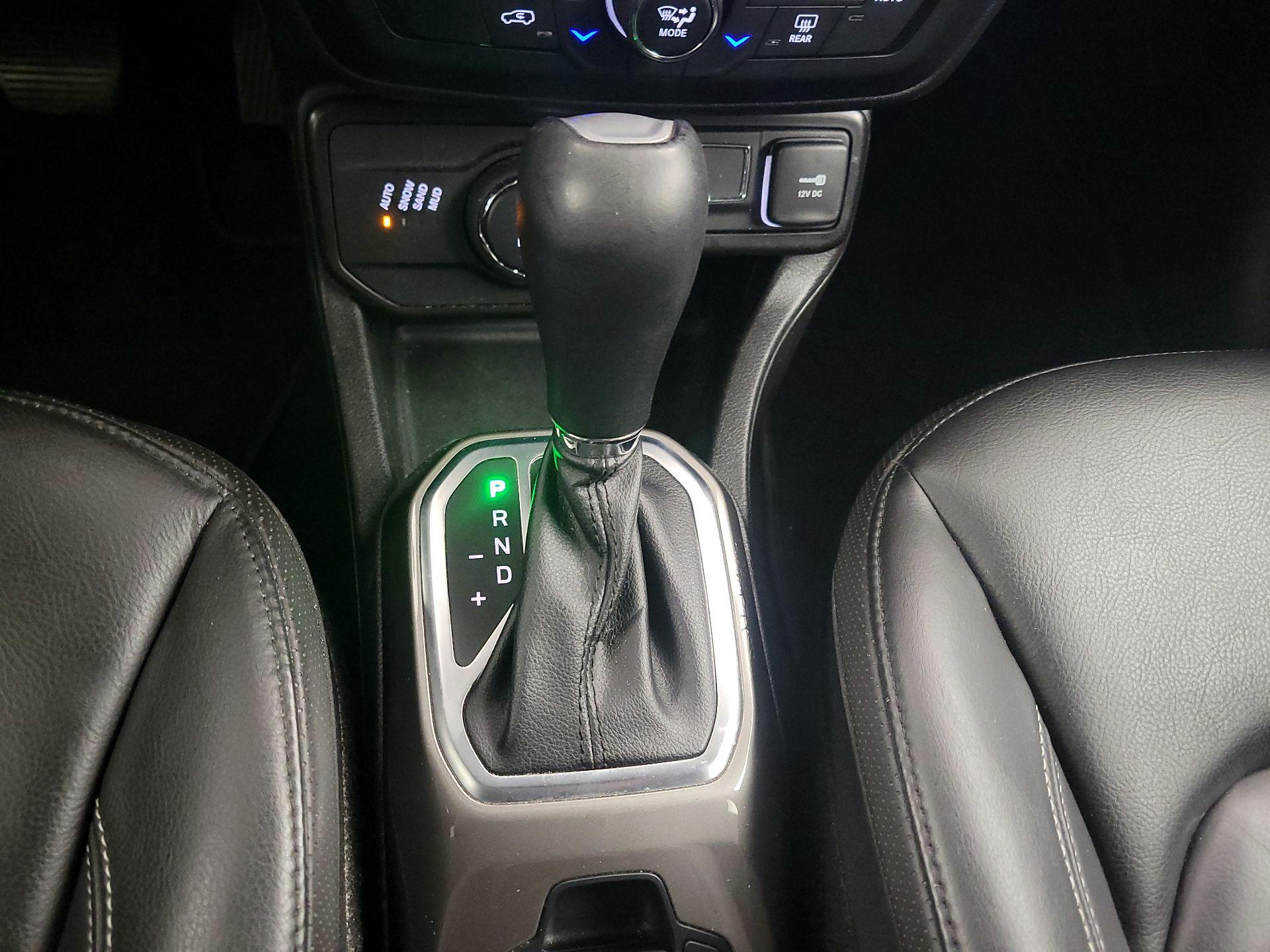 Thumbnail: 2021 Jeep Renegade - 18