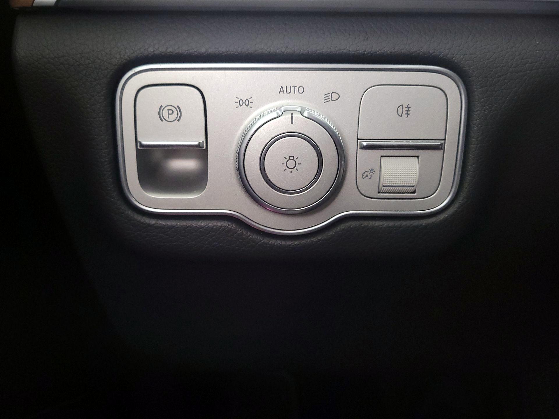 Thumbnail: 2024 Mercedes-Benz GLE - 13