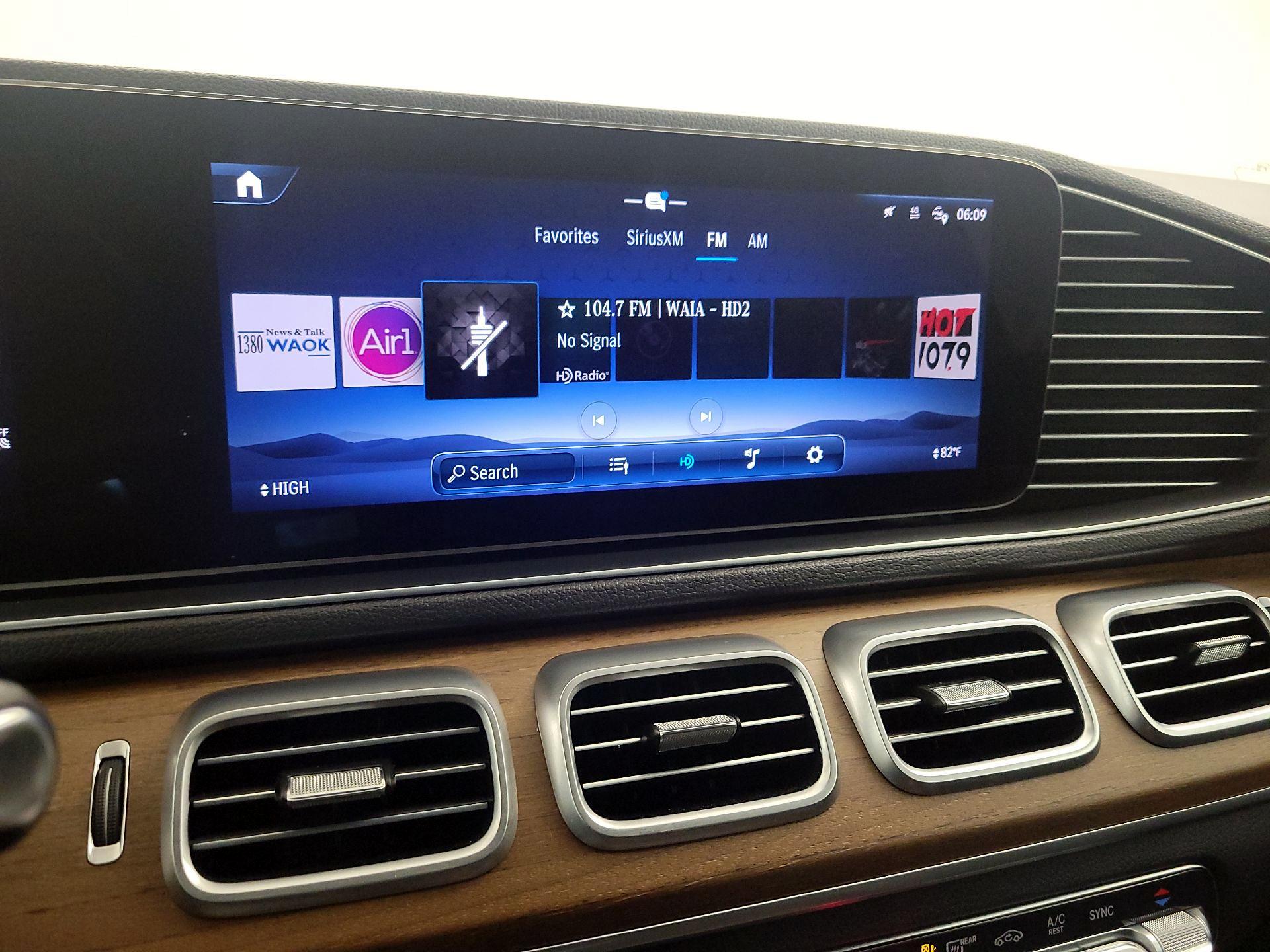 Thumbnail: 2024 Mercedes-Benz GLE - 16