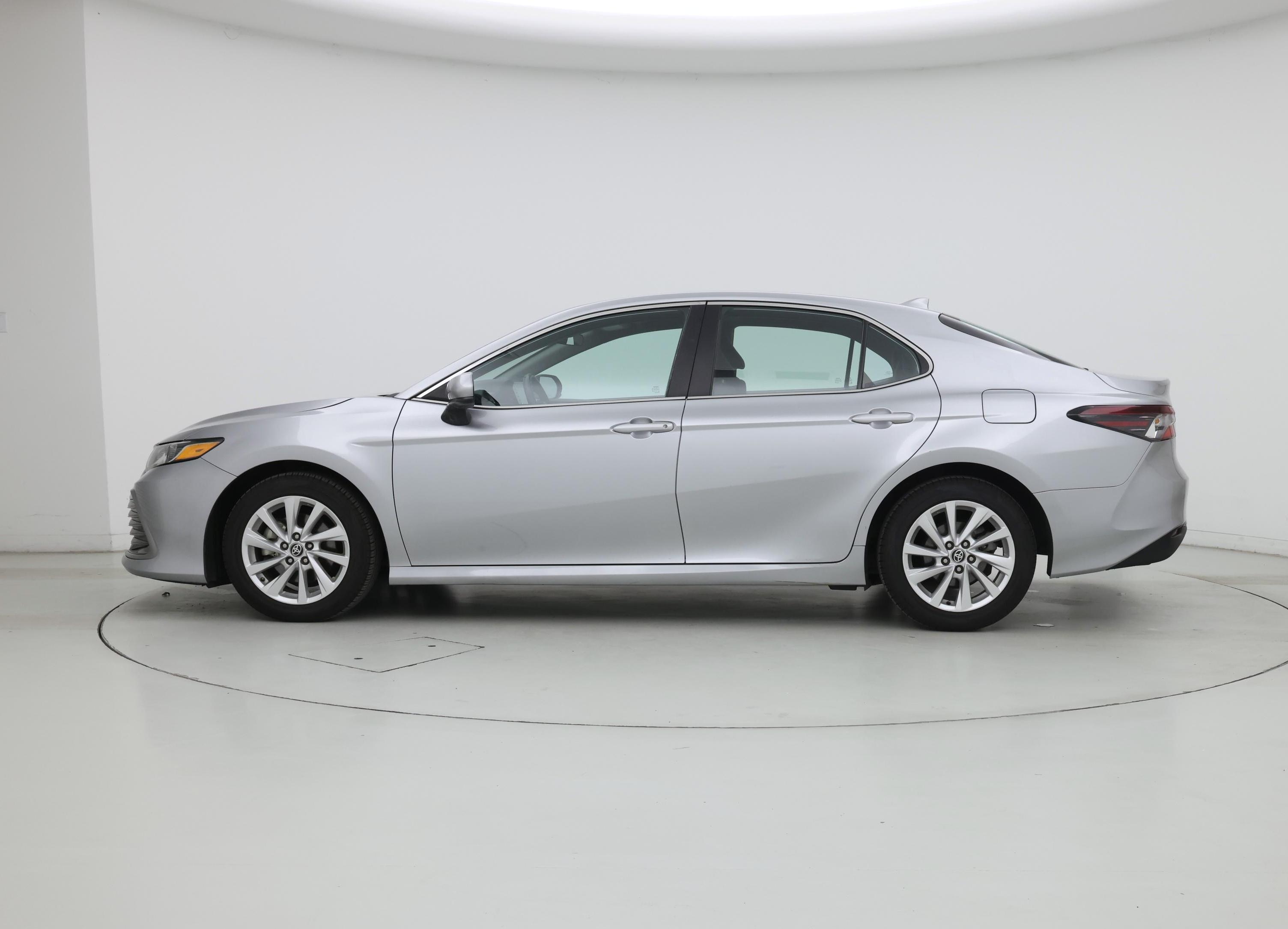 Thumbnail: 2024 Toyota Camry - 3