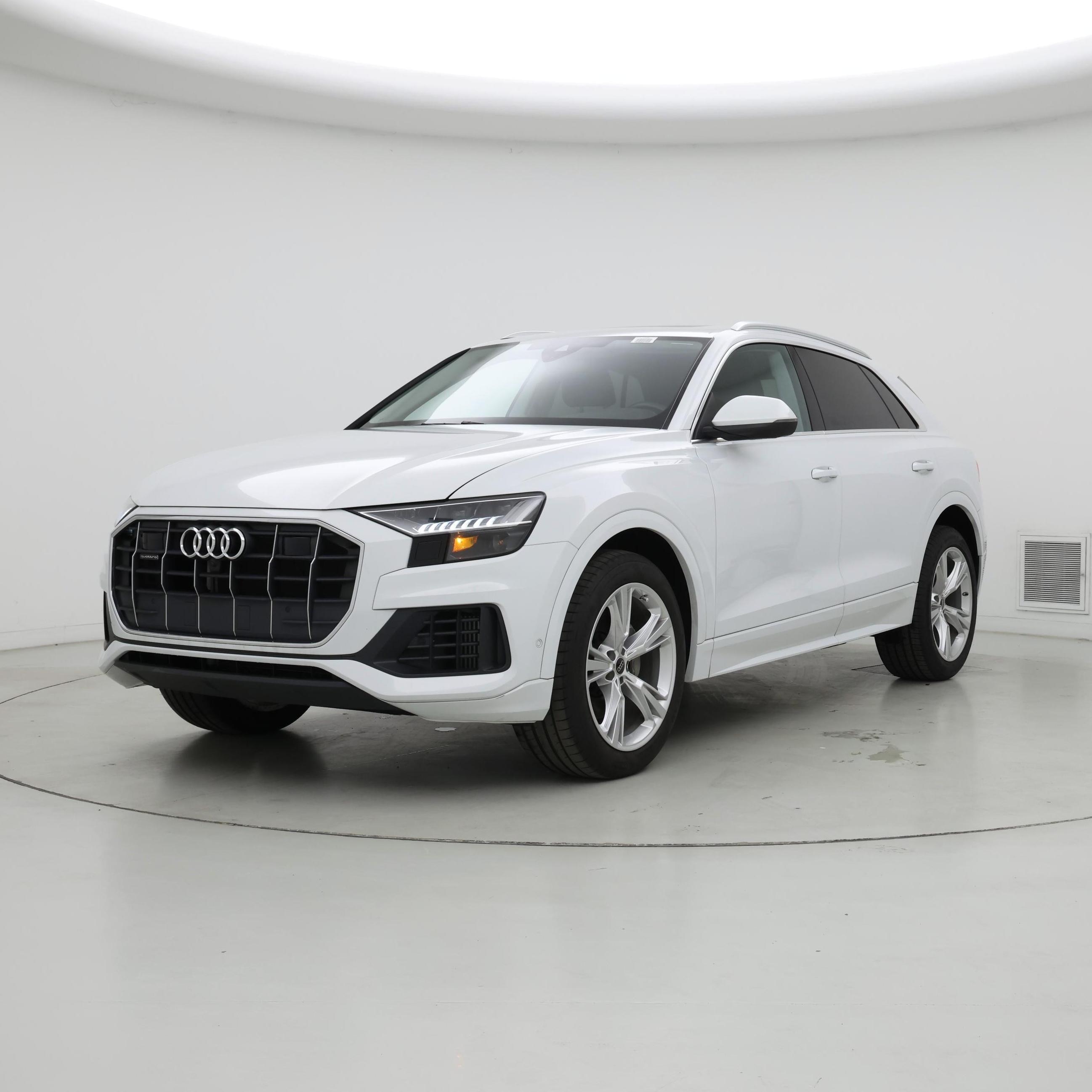 Thumbnail: 2023 Audi Q8 - 4