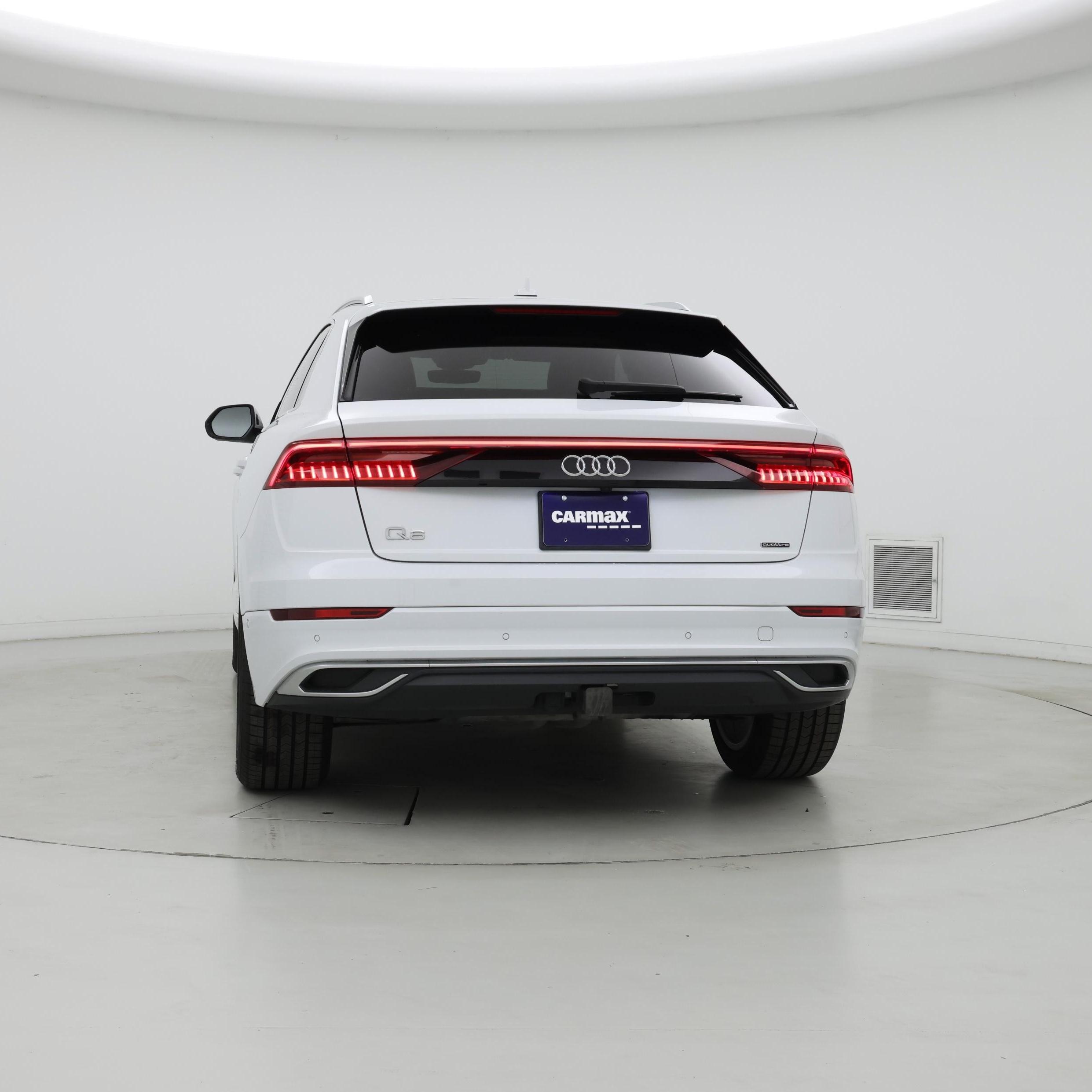 Thumbnail: 2023 Audi Q8 - 6