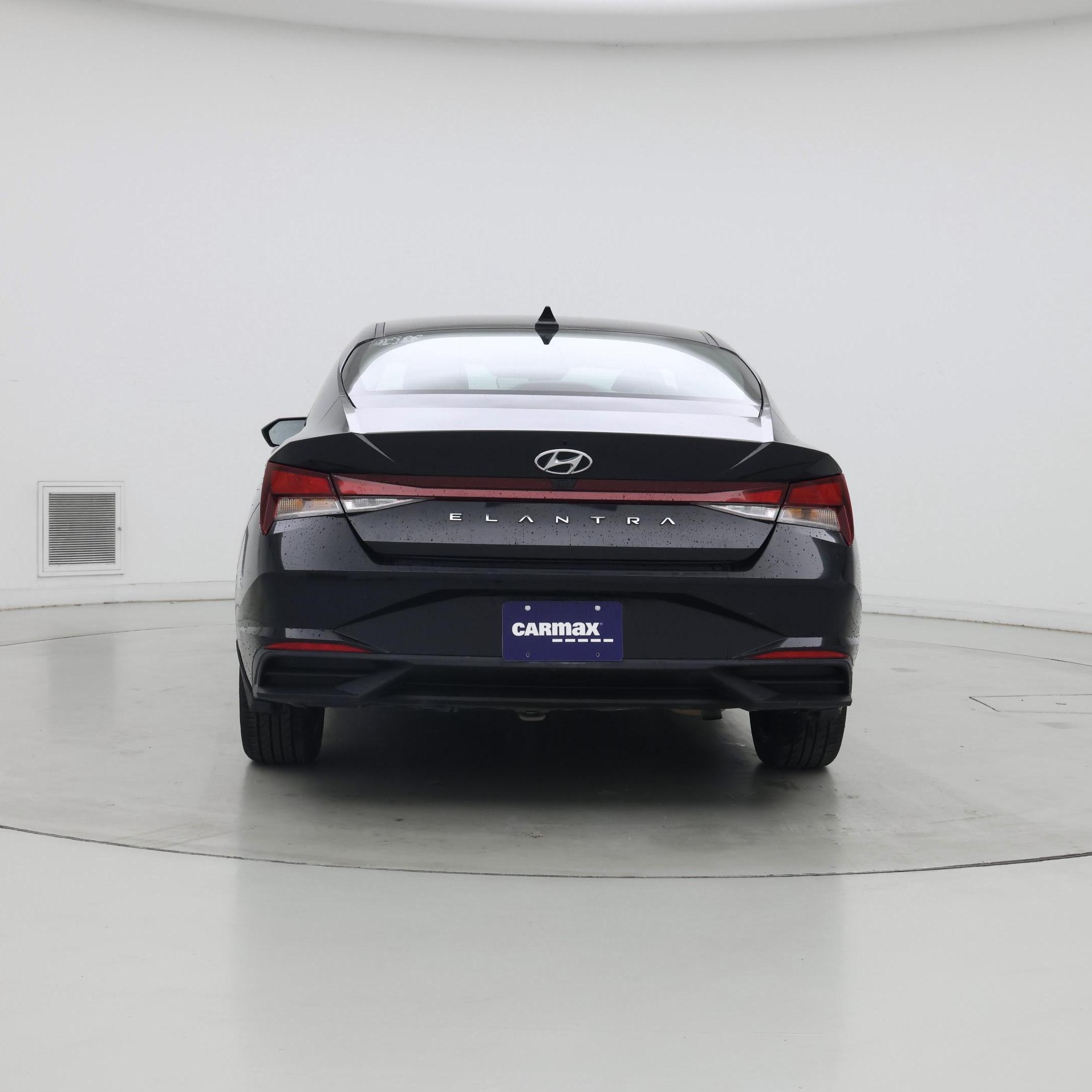 Thumbnail: 2023 Hyundai Elantra - 6