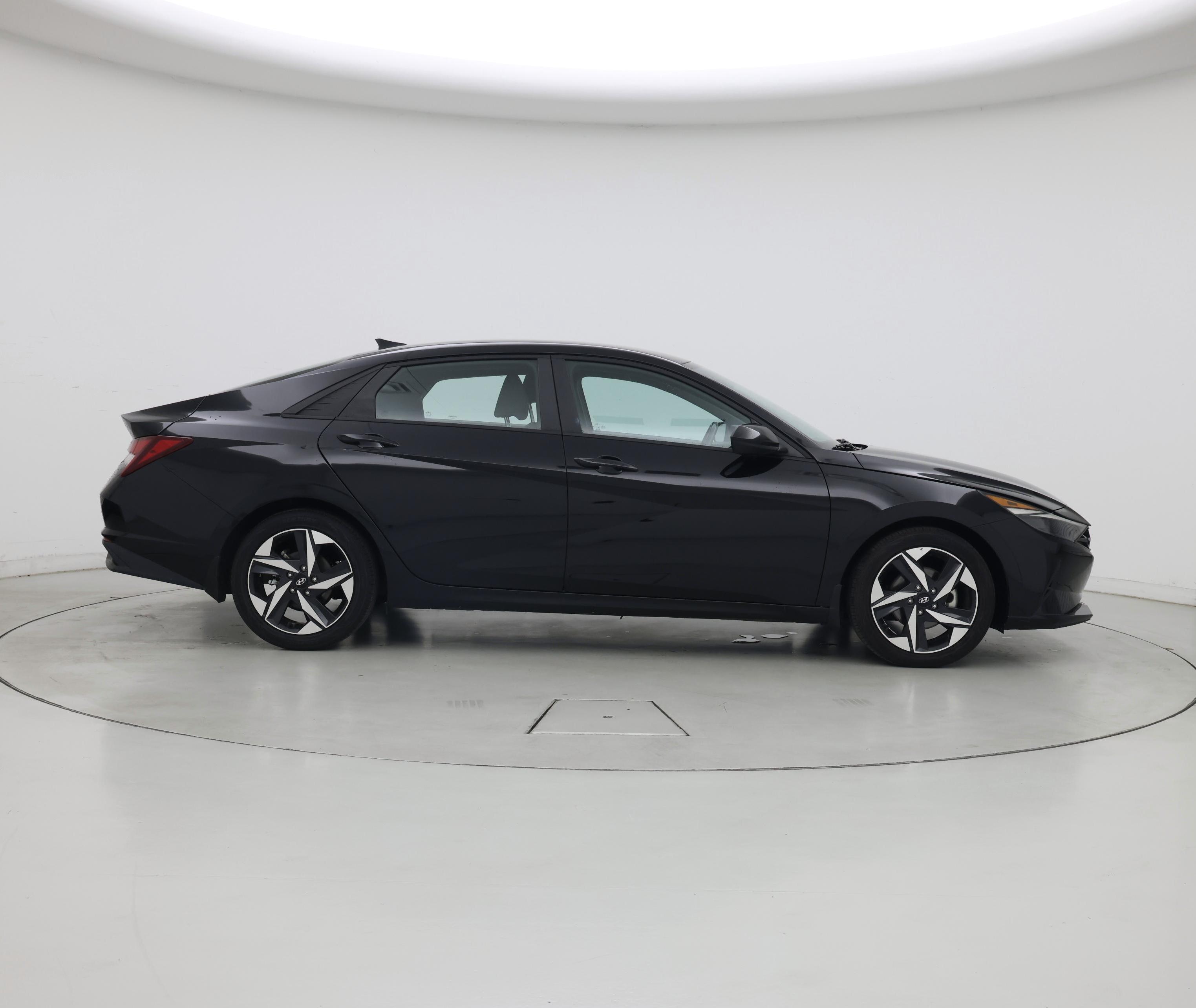 Thumbnail: 2023 Hyundai Elantra - 7