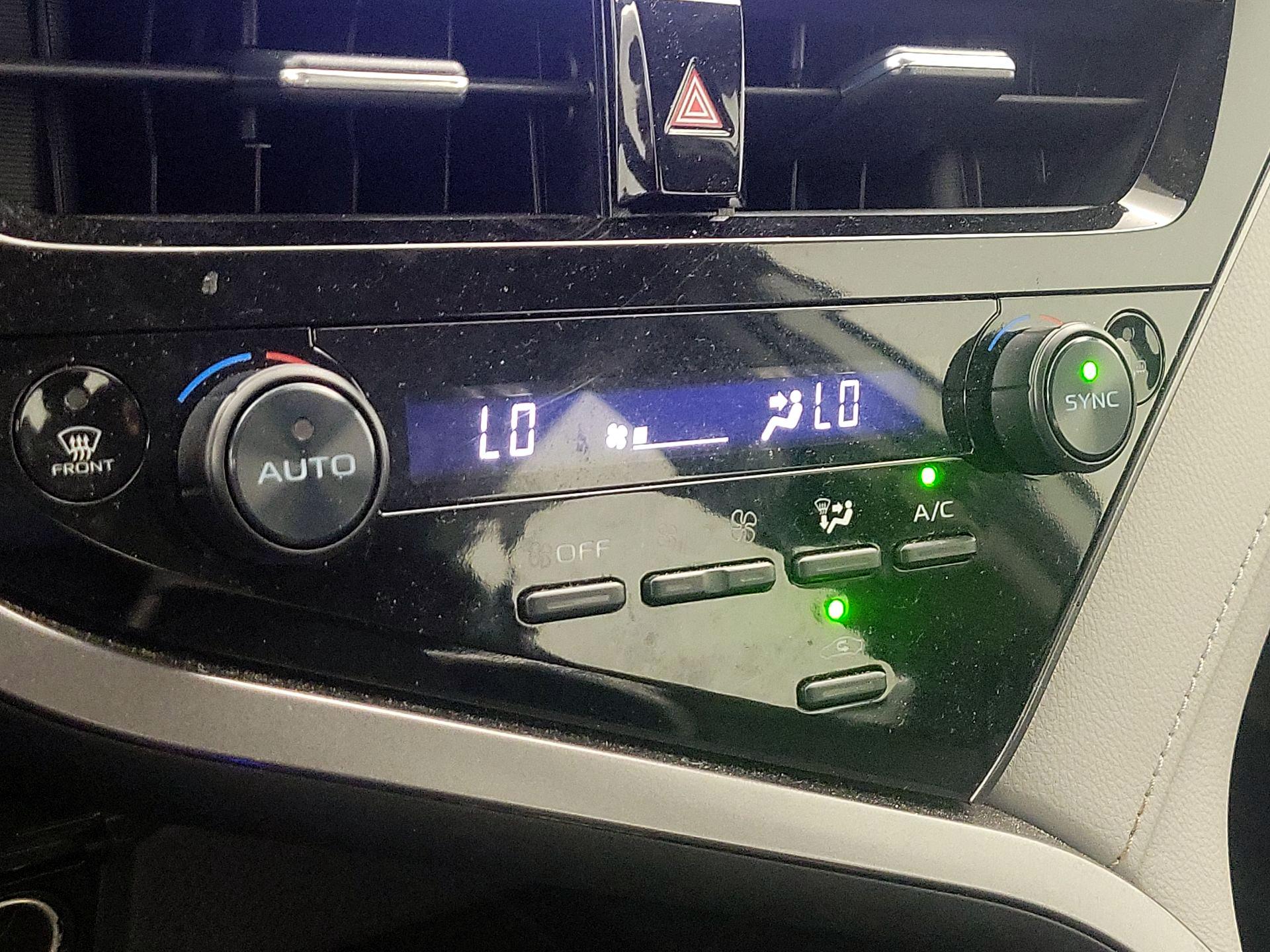 Thumbnail: 2024 Toyota Camry - 16