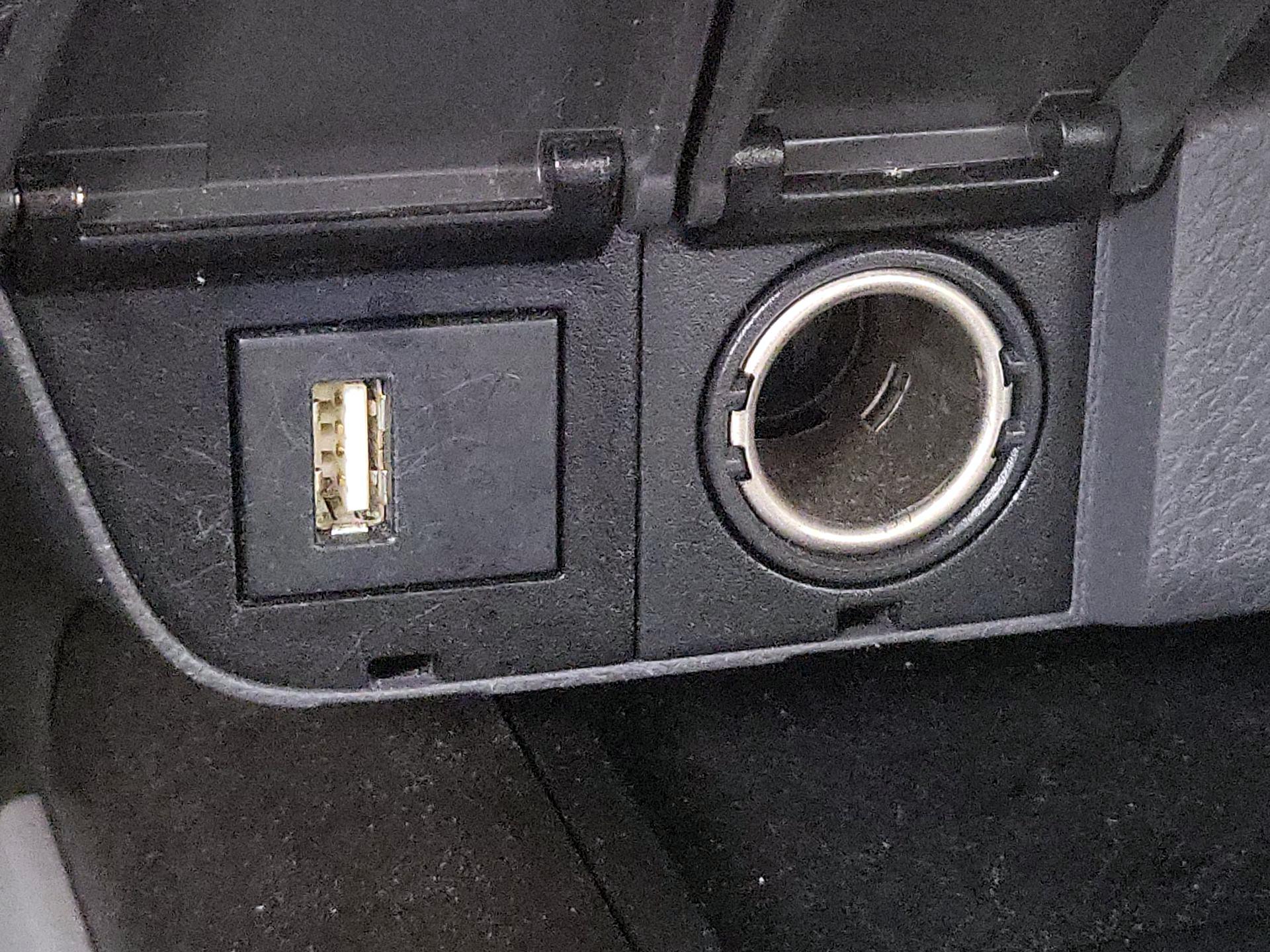 Thumbnail: 2024 Toyota Camry - 18