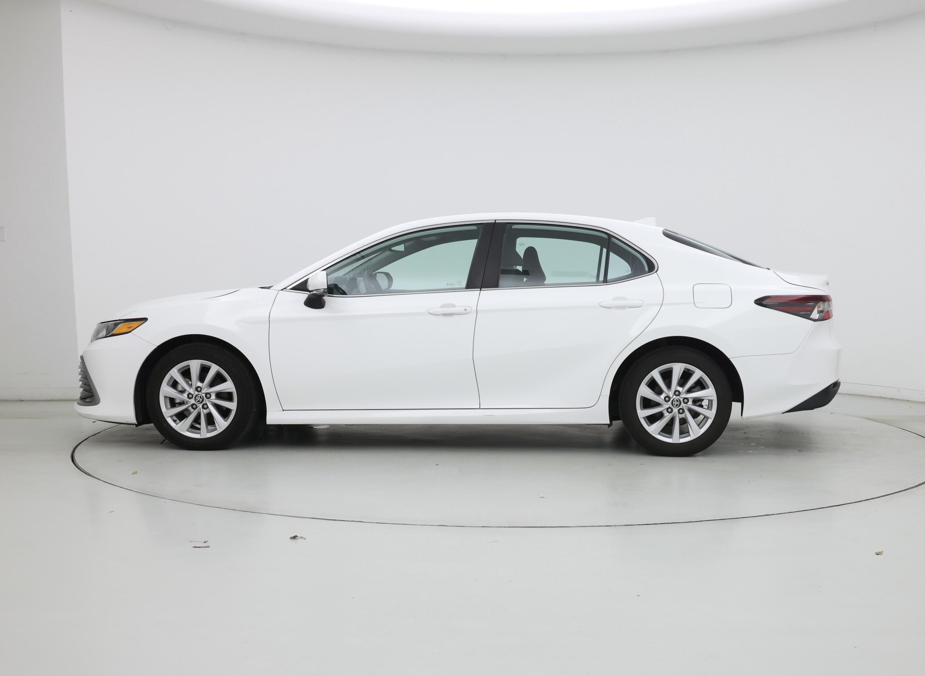 Thumbnail: 2024 Toyota Camry - 3