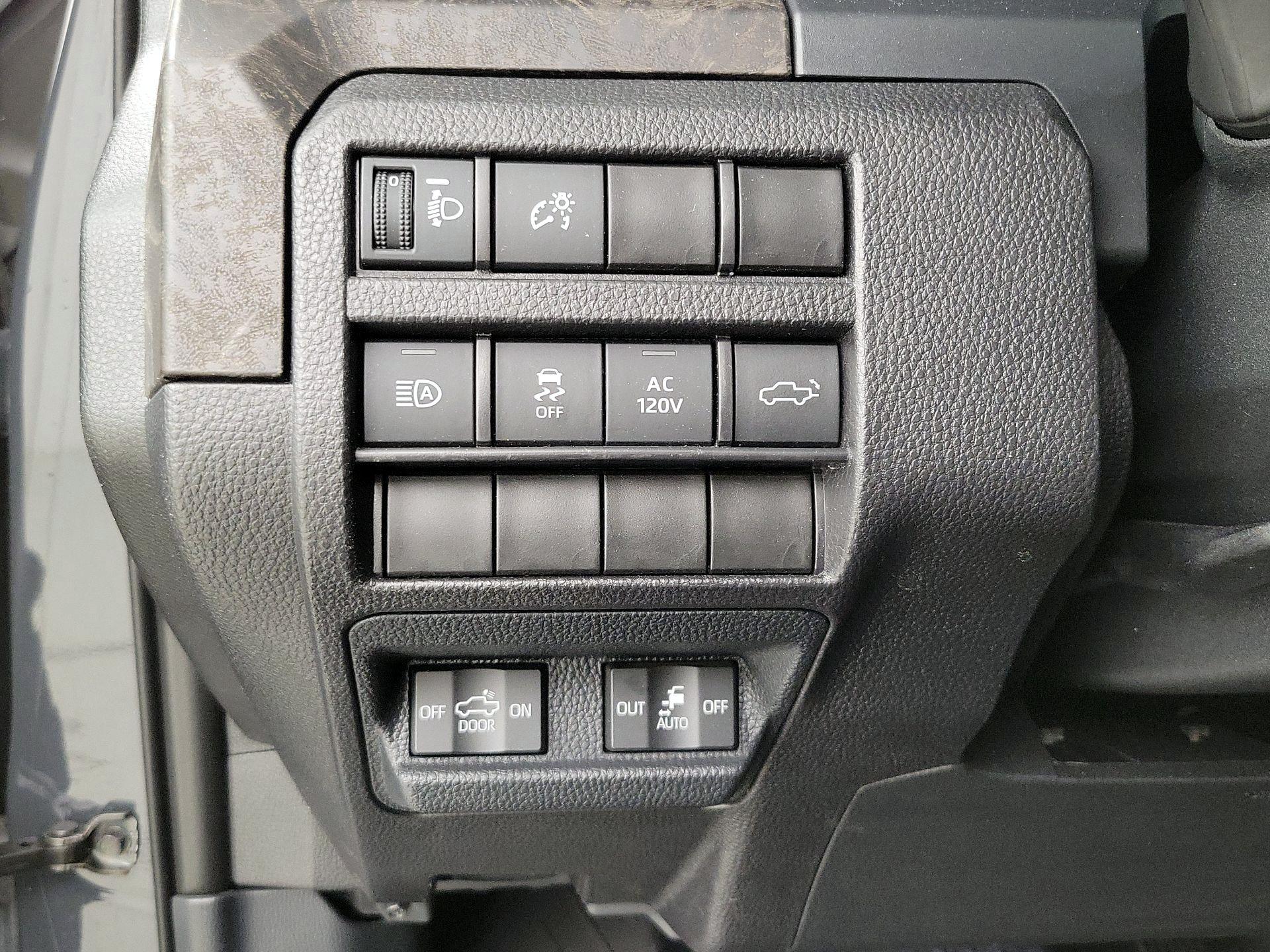 Thumbnail: 2024 Toyota Tacoma - 13