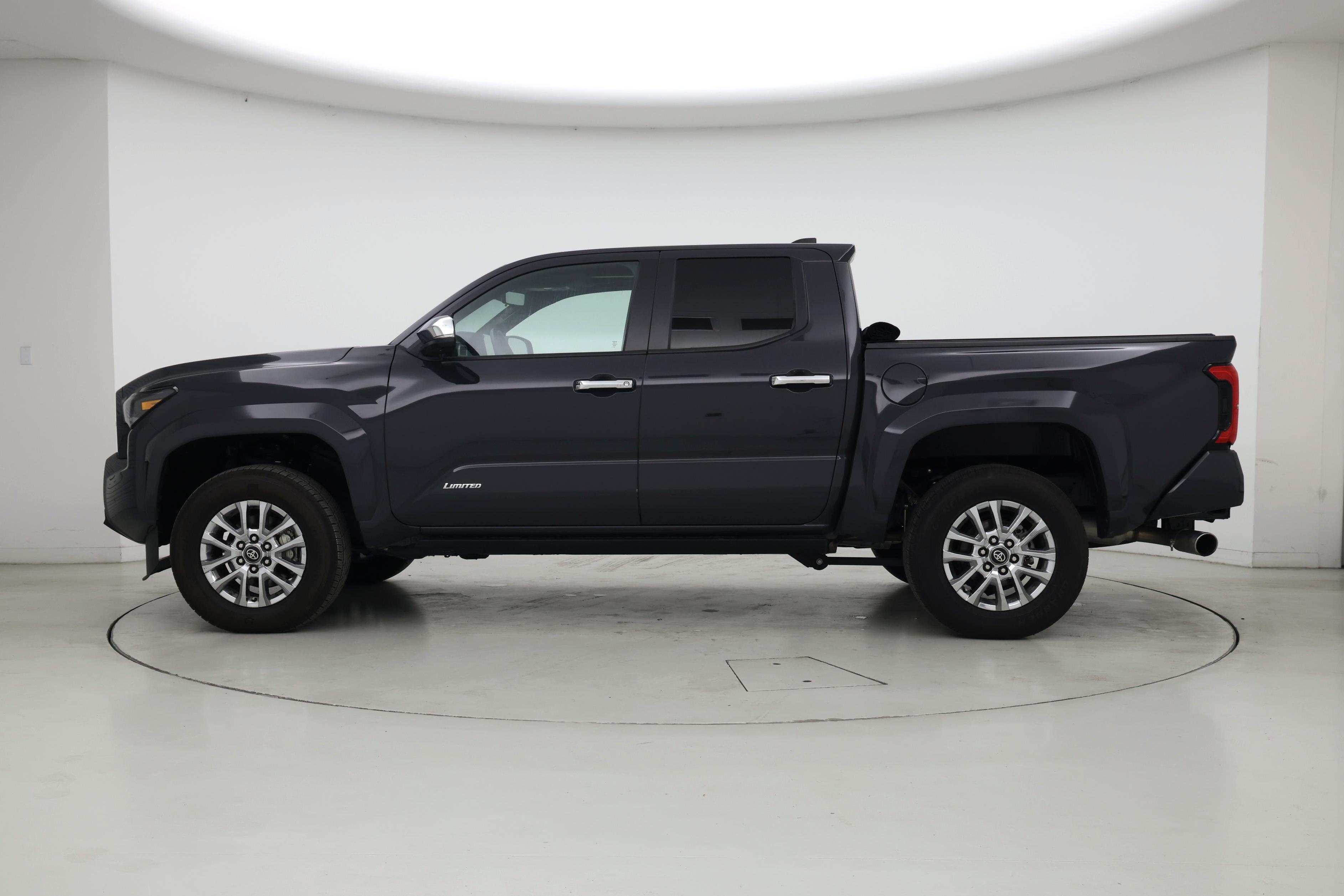 Thumbnail: 2024 Toyota Tacoma - 3