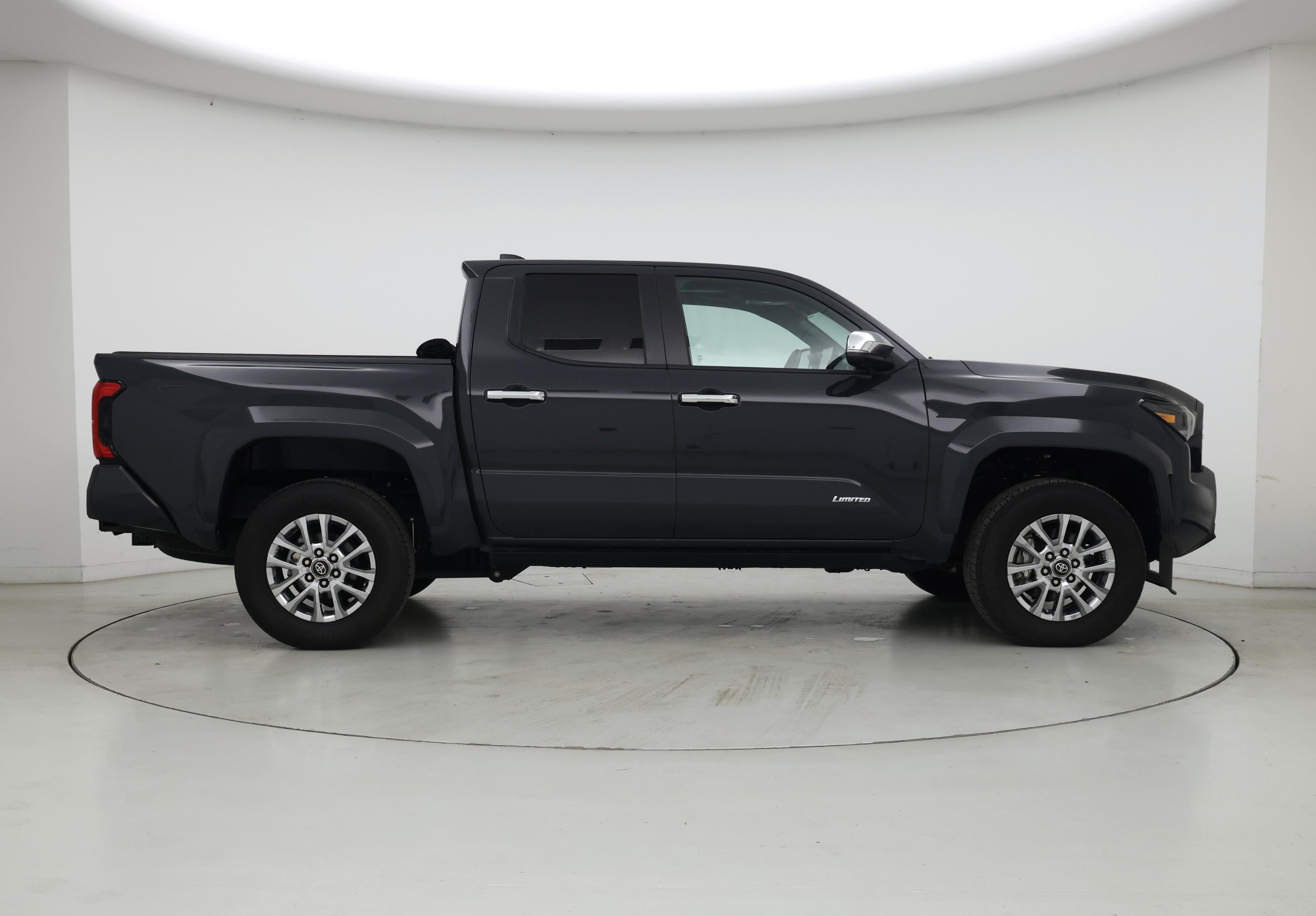 Thumbnail: 2024 Toyota Tacoma - 7