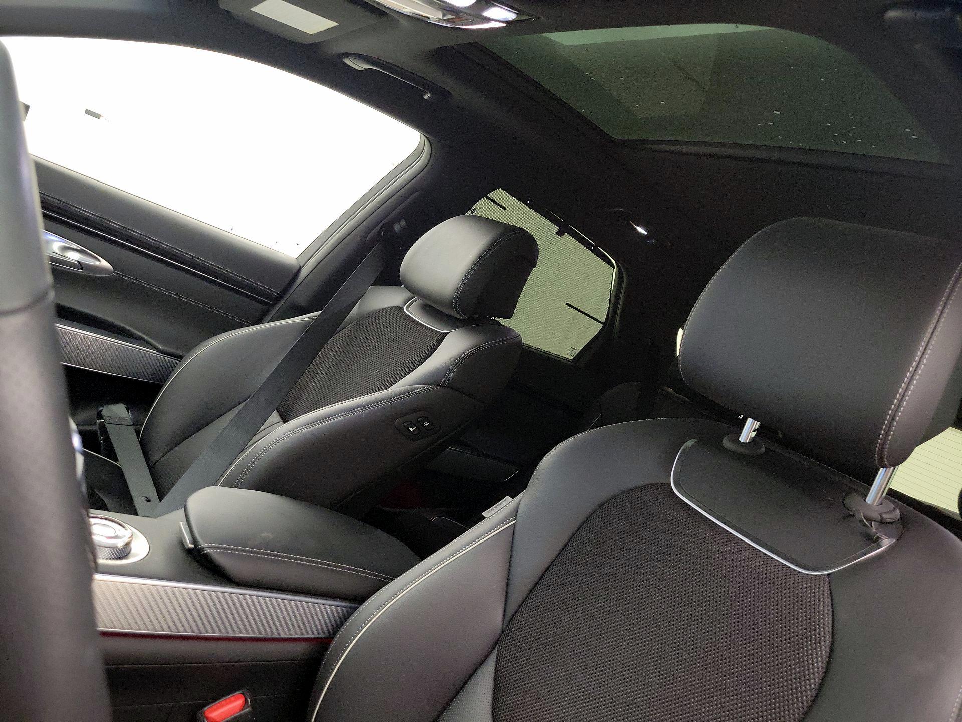 Thumbnail: 2023 Genesis GV70 - 20