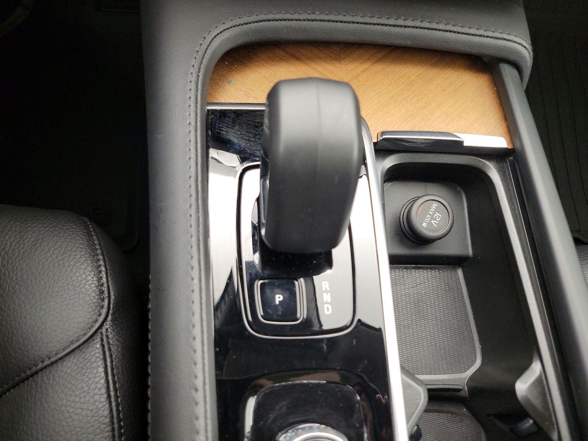 Thumbnail: 2024 Volvo XC90 - 17