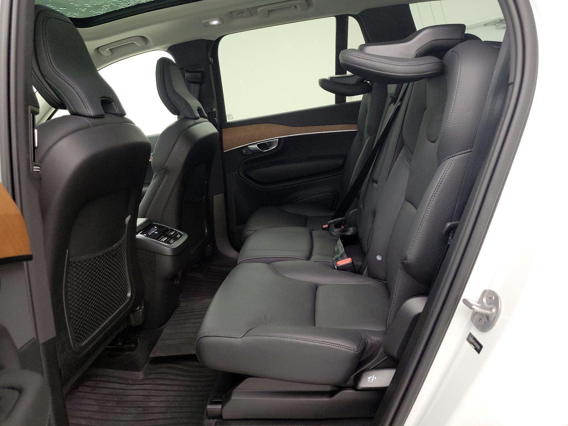 Thumbnail: 2024 Volvo XC90 - 20