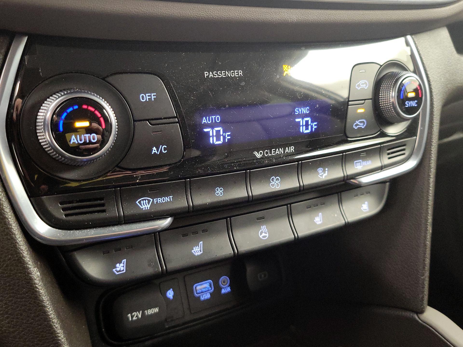 Thumbnail: 2020 Hyundai Santa Fe - 17