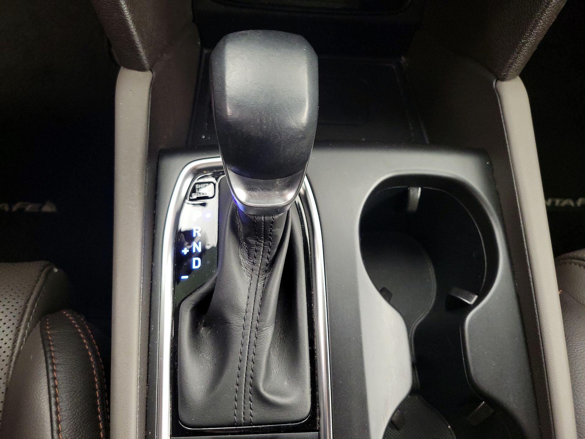 Thumbnail: 2020 Hyundai Santa Fe - 18