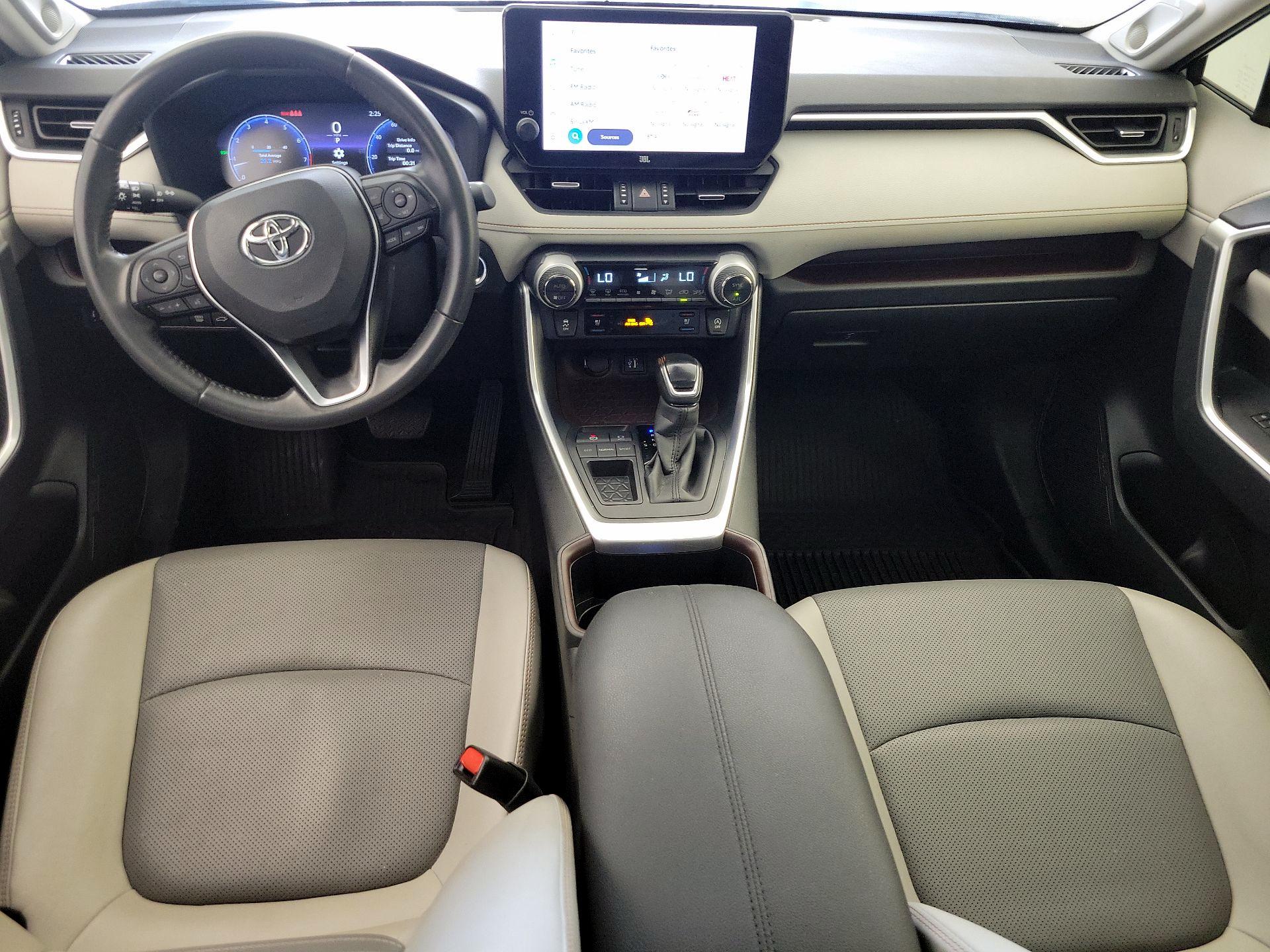 Thumbnail: 2024 Toyota RAV4 - 9