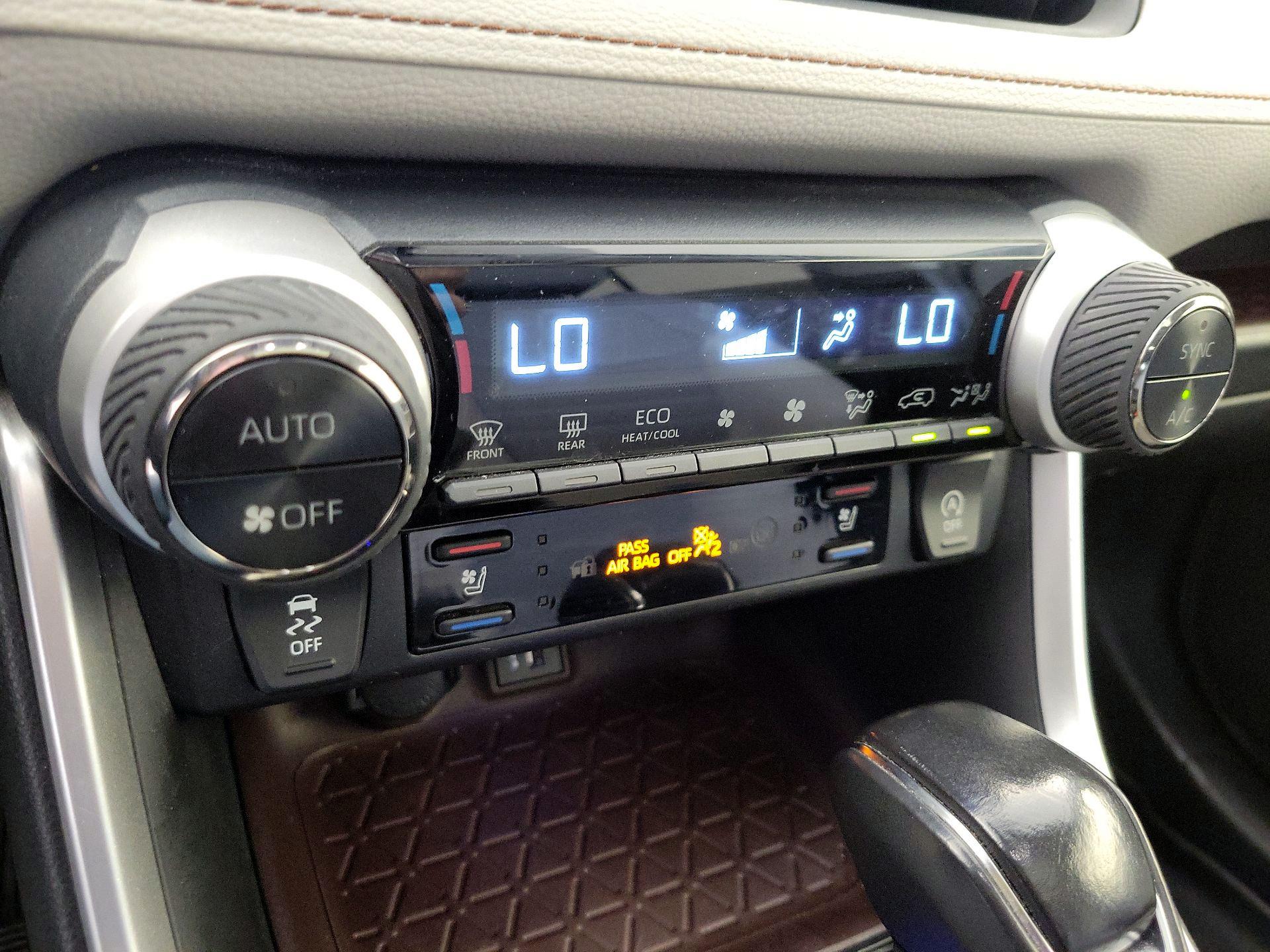 Thumbnail: 2024 Toyota RAV4 - 16