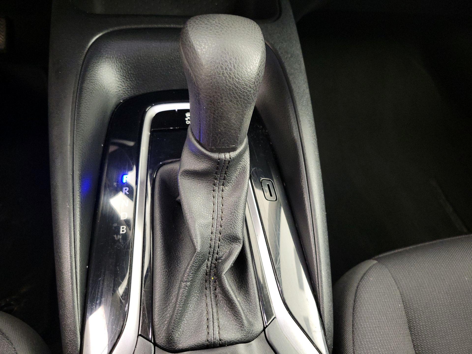 Thumbnail: 2023 Toyota Corolla - 17