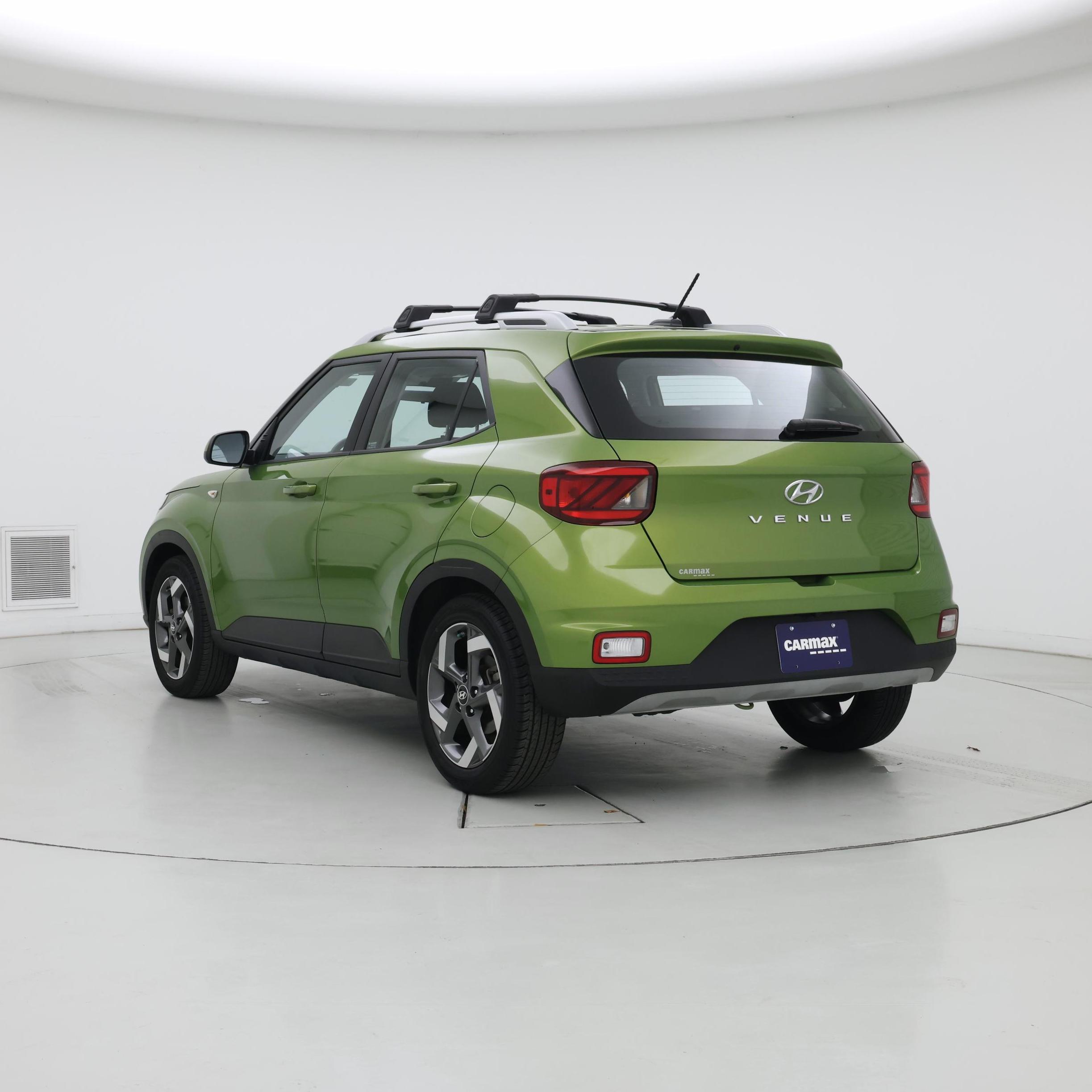 Thumbnail: 2023 Hyundai Venue - 2