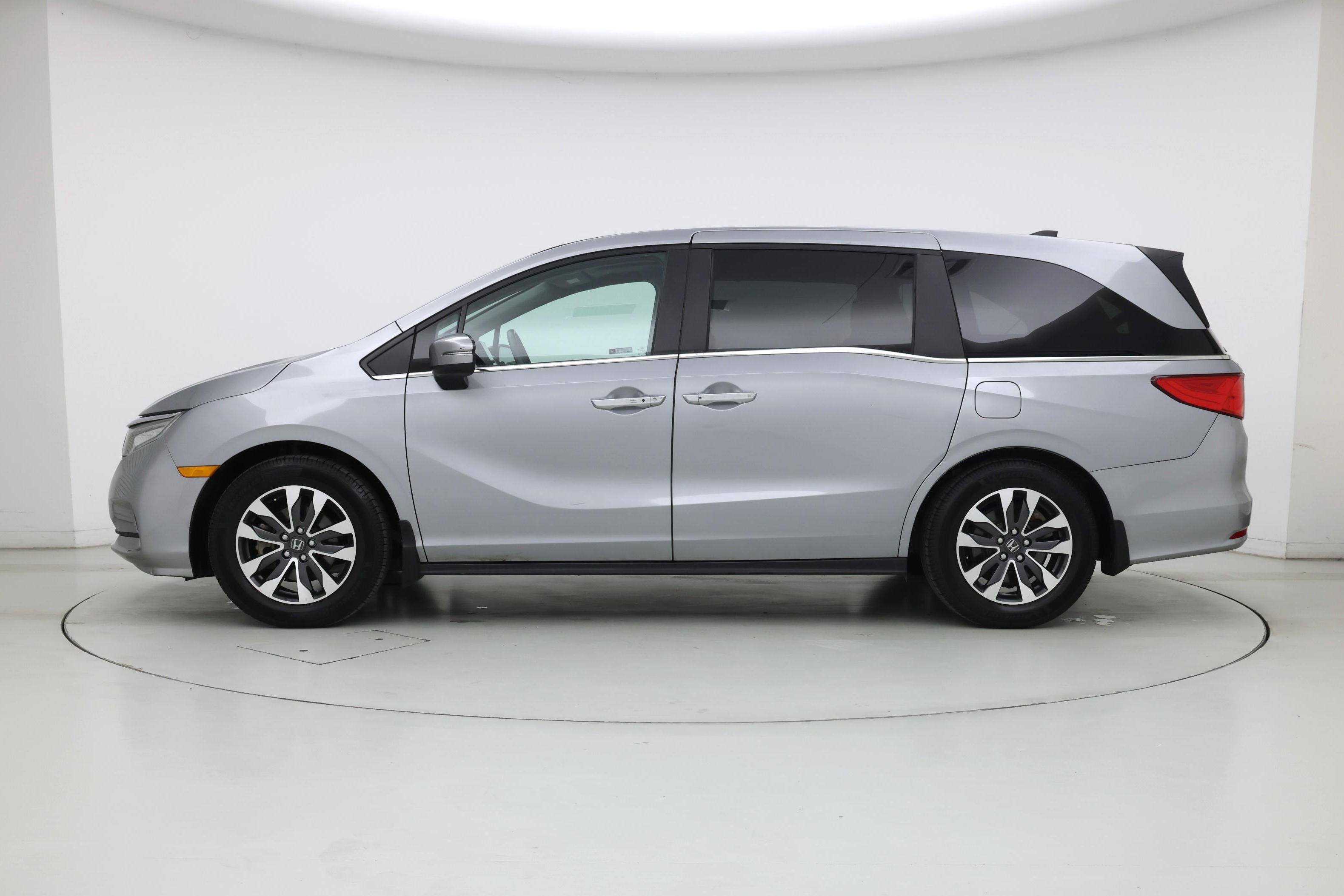 Thumbnail: 2023 Honda Odyssey - 3