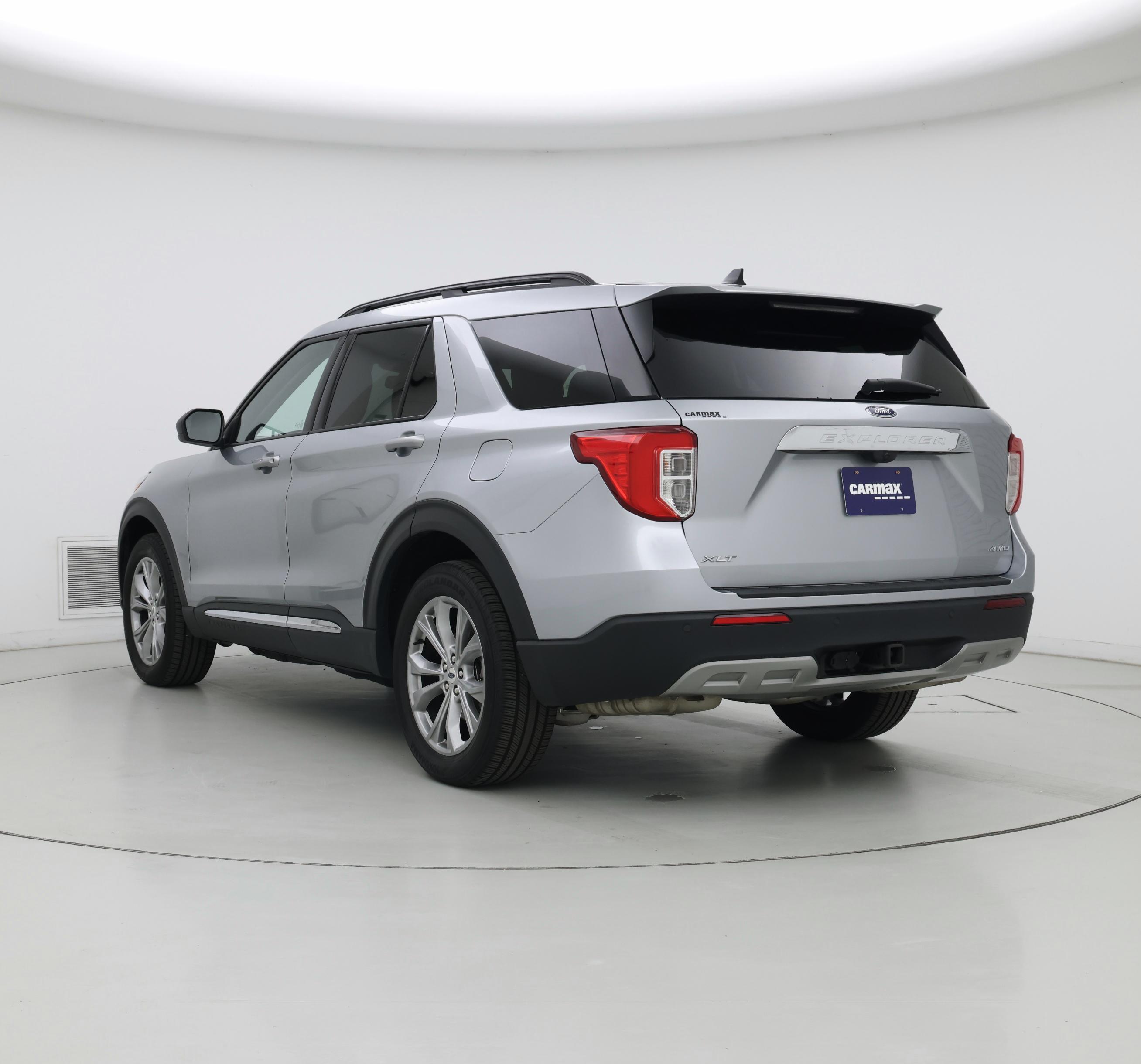 Thumbnail: 2022 Ford Explorer - 2
