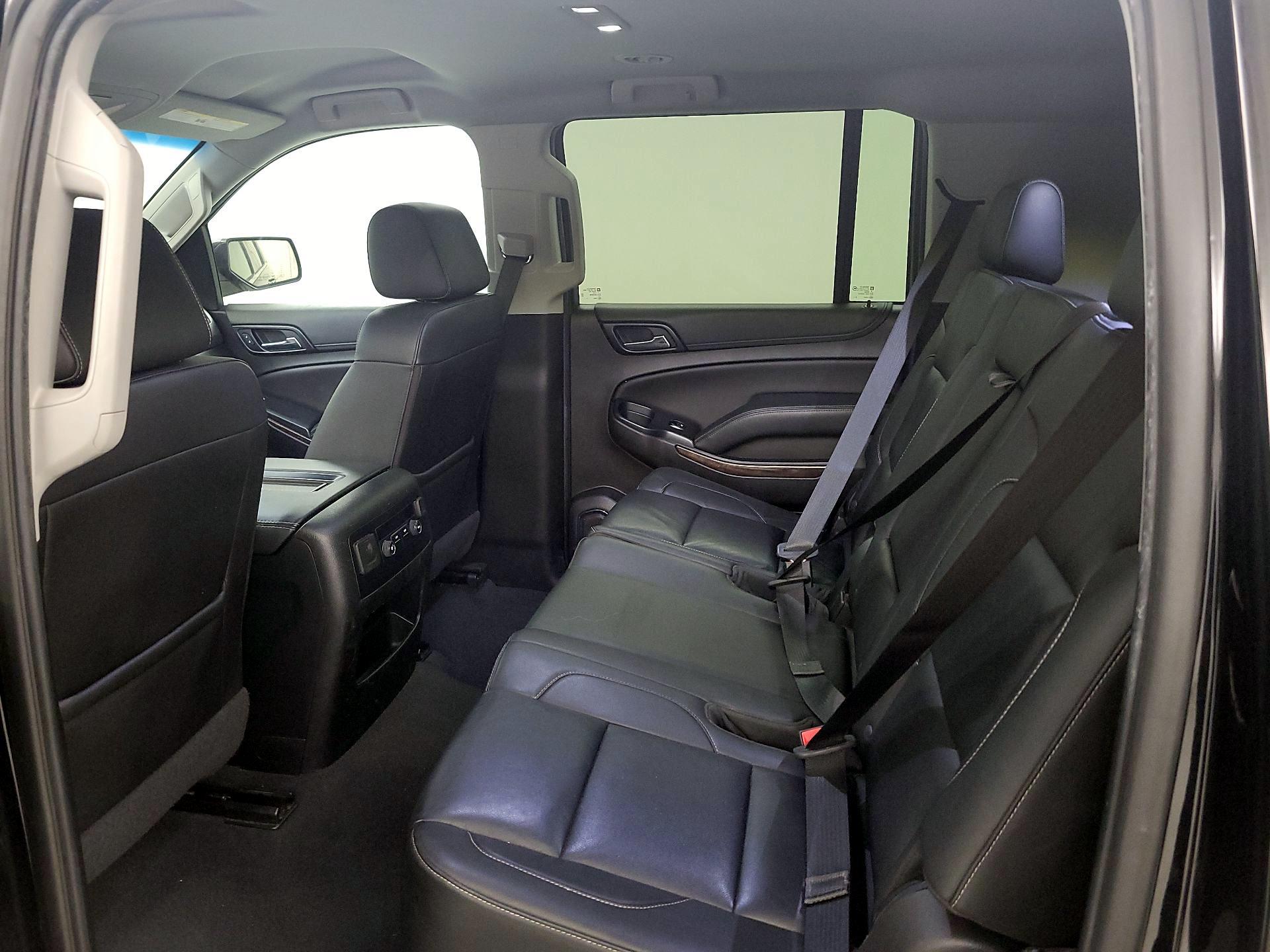 Thumbnail: 2019 Chevrolet Suburban - 19