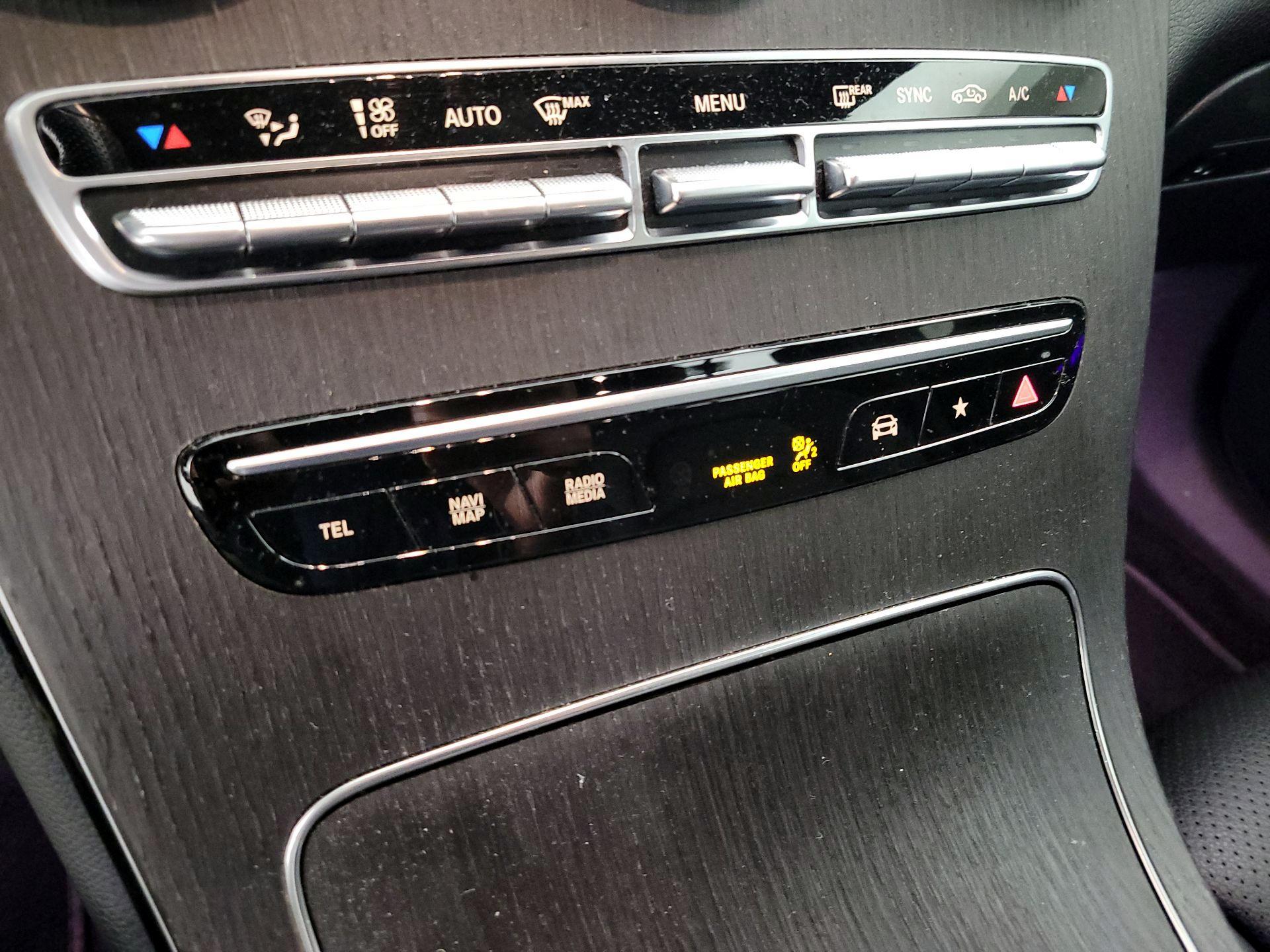 Thumbnail: 2021 Mercedes-Benz GLC - 16