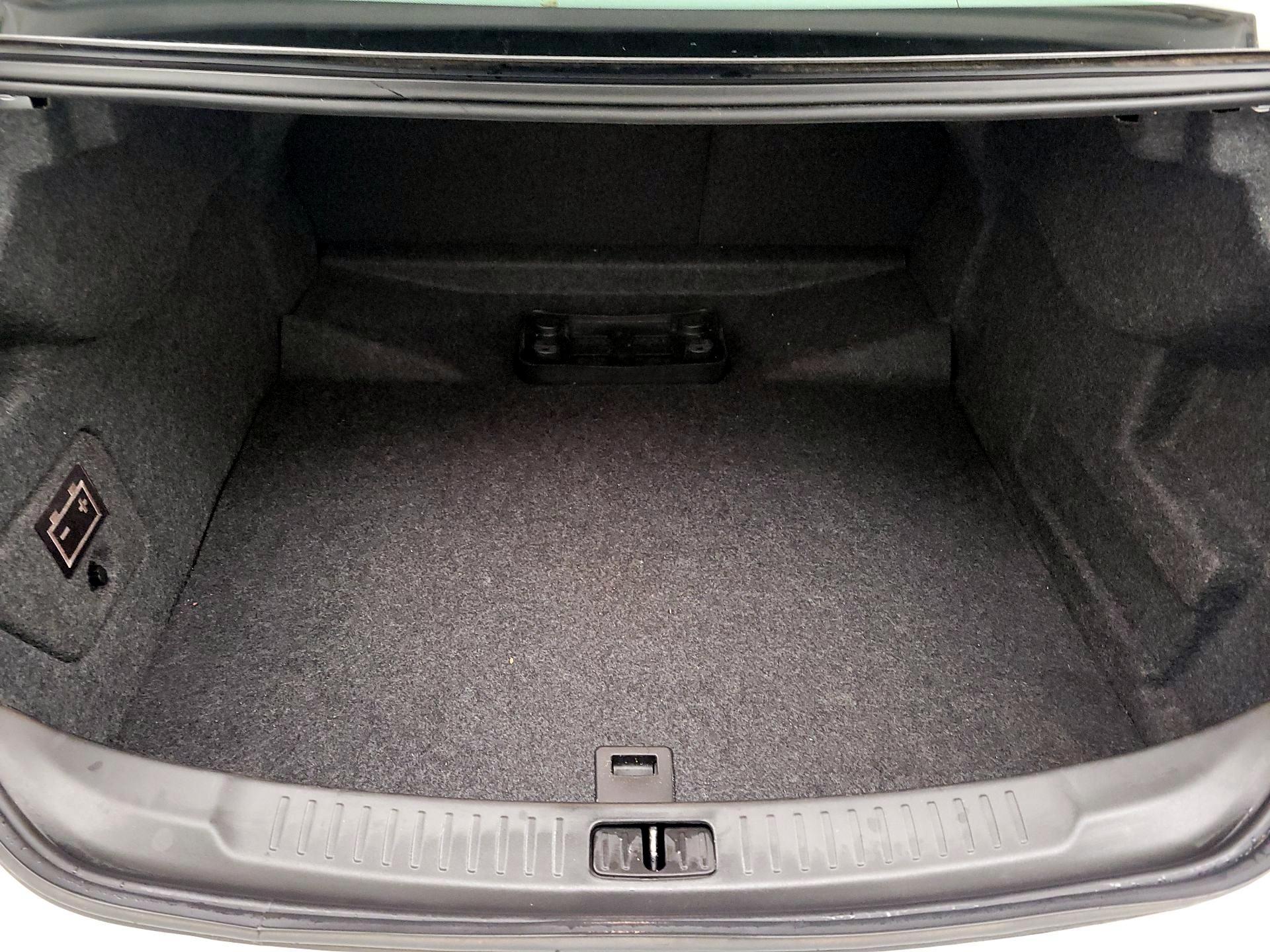 Thumbnail: 2015 Chevrolet Malibu - 19